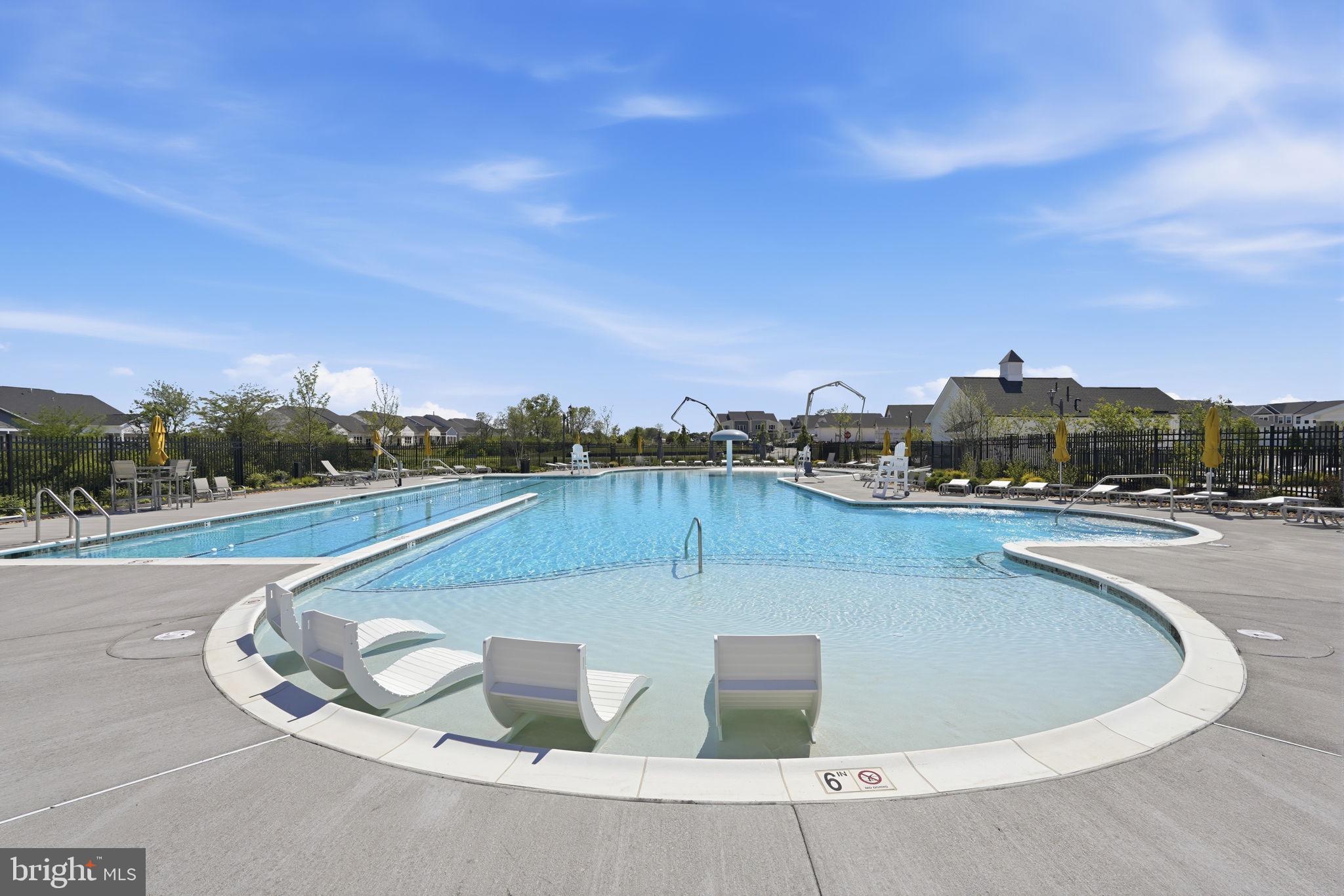 HIATT POINTE AT SNOWDEN BRIDGE - Residential