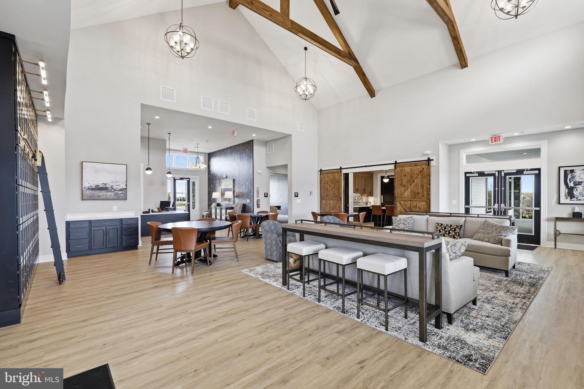 HIATT POINTE AT SNOWDEN BRIDGE - Residential