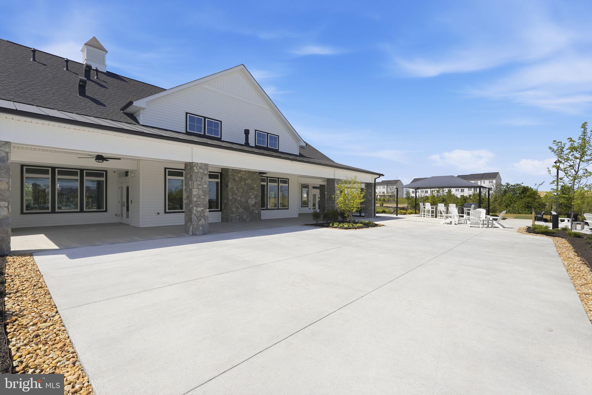 HIATT POINTE AT SNOWDEN BRIDGE - Residential