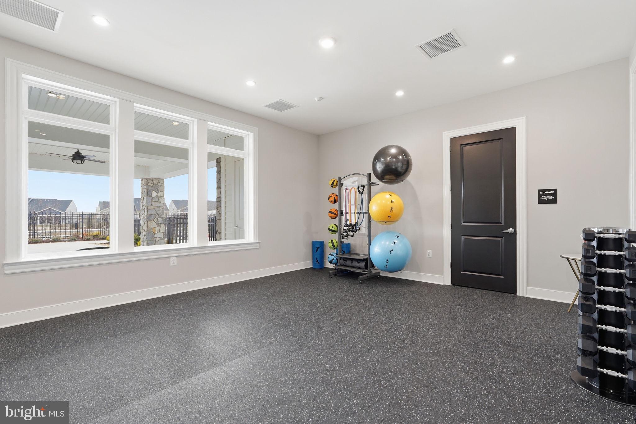 HIATT POINTE AT SNOWDEN BRIDGE - Residential