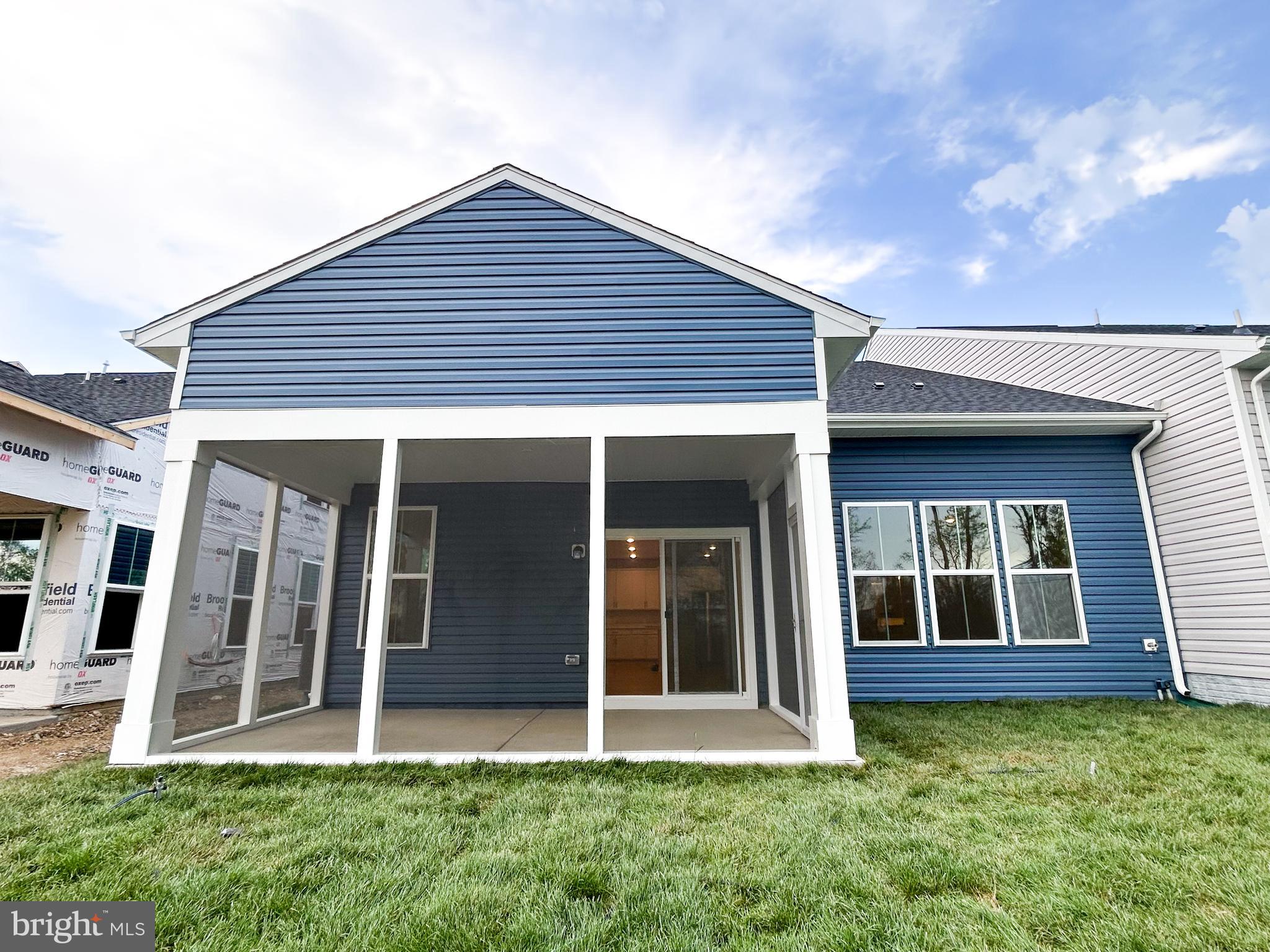HIATT POINTE AT SNOWDEN BRIDGE - Residential