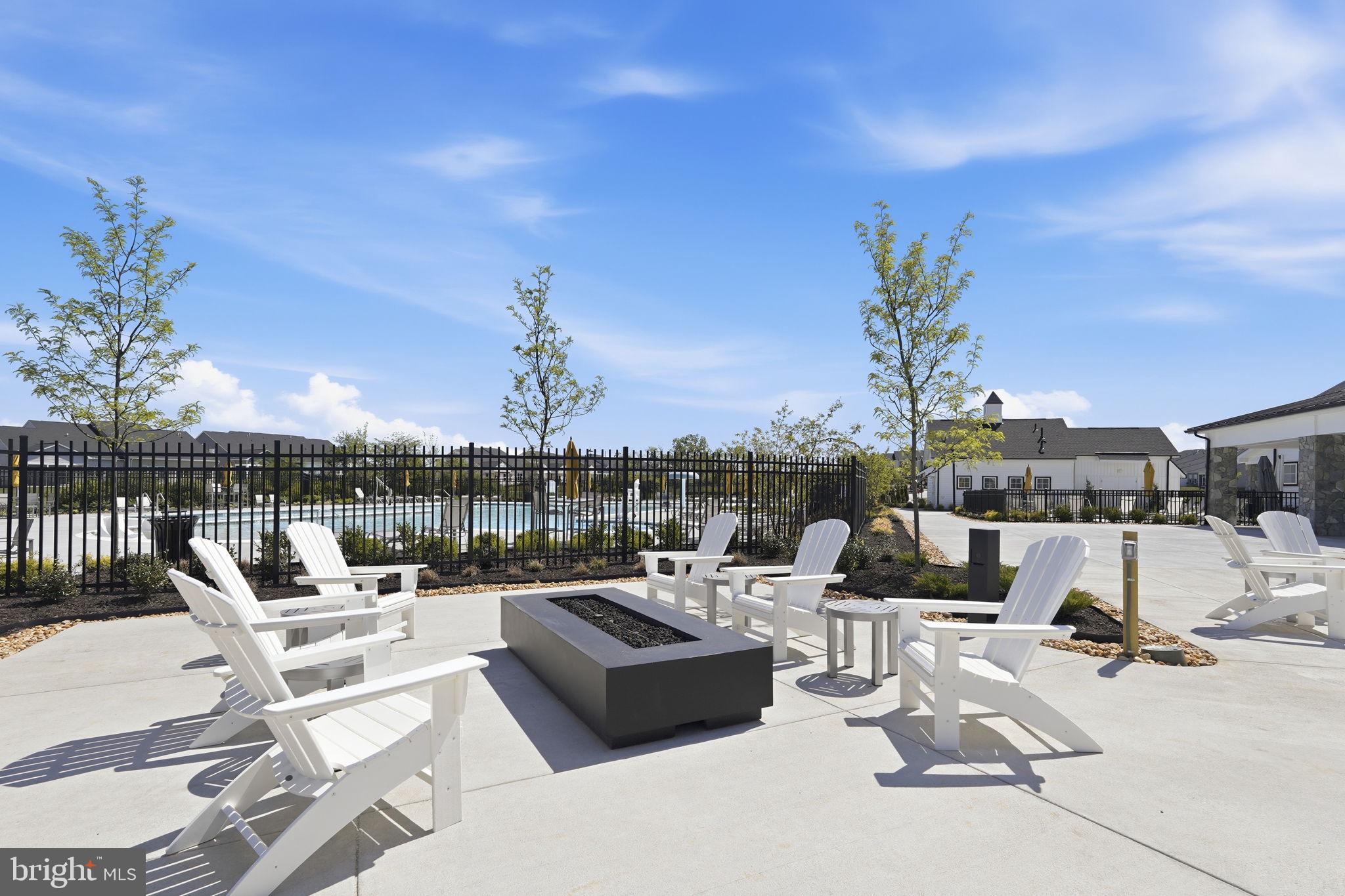 HIATT POINTE AT SNOWDEN BRIDGE - Residential