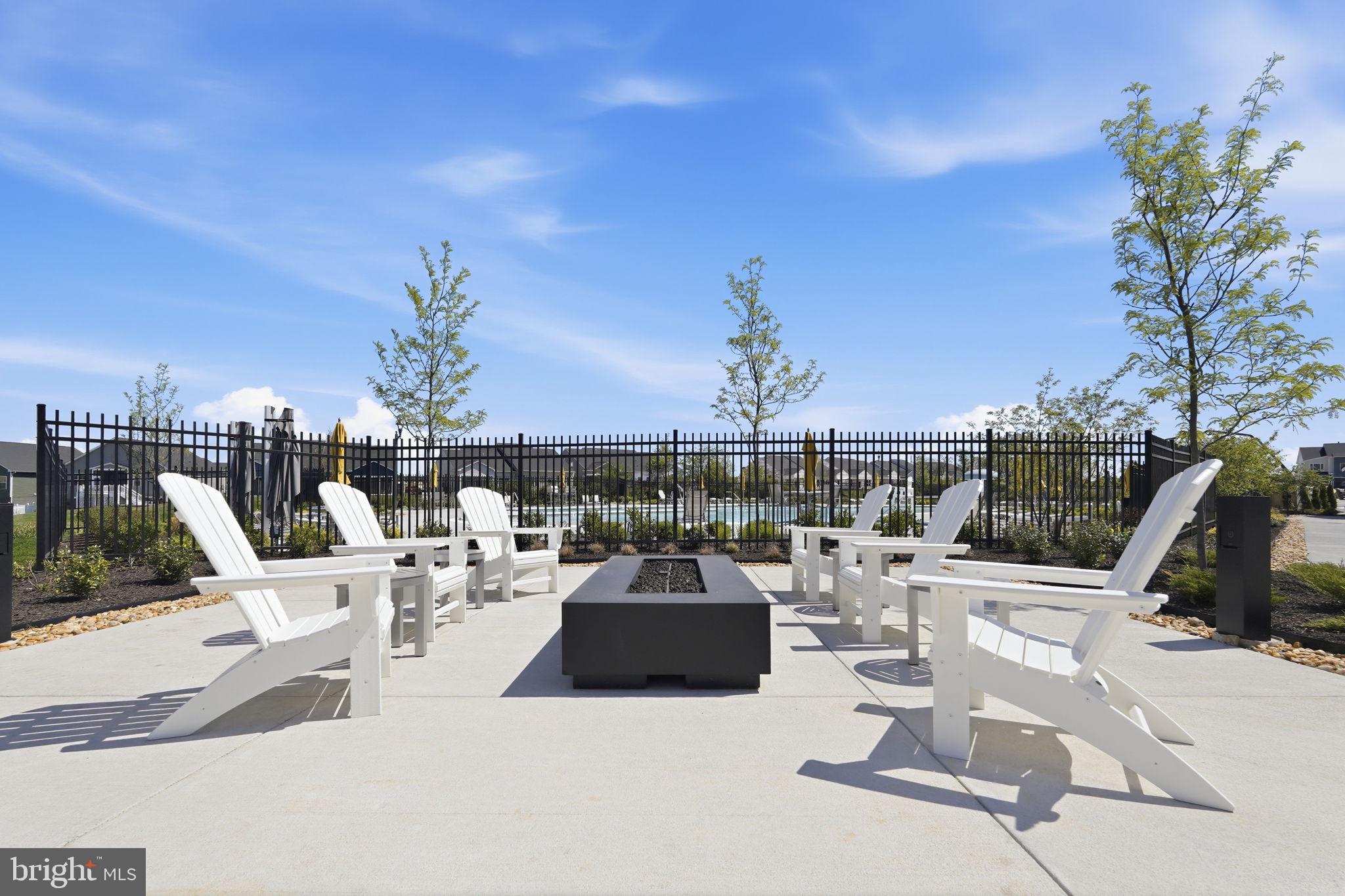 HIATT POINTE AT SNOWDEN BRIDGE - Residential