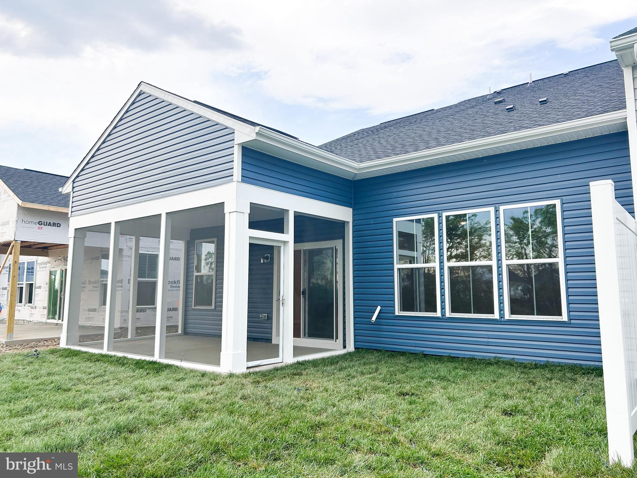 HIATT POINTE AT SNOWDEN BRIDGE - Residential