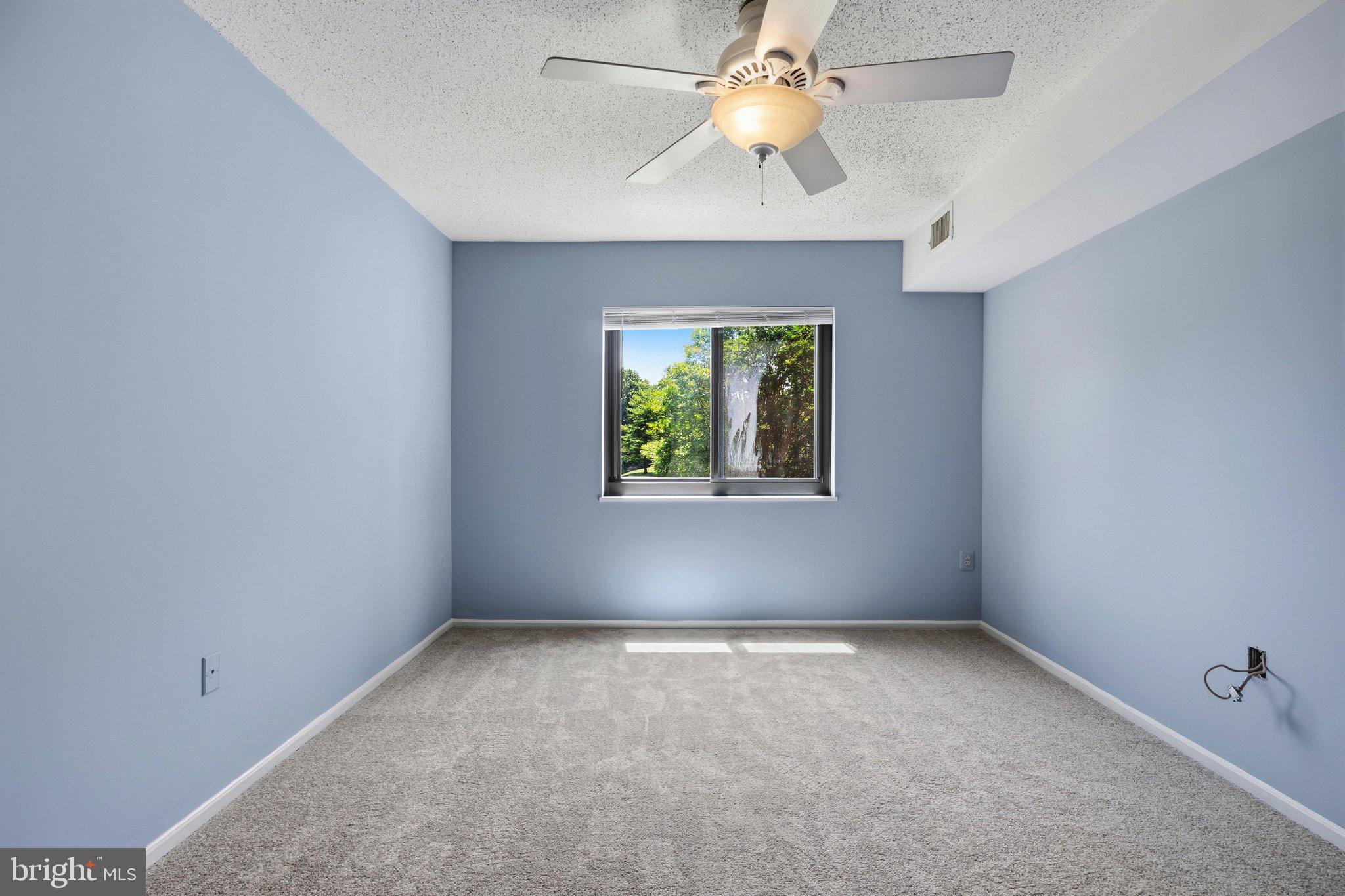 FAIRWAYS SOUTH - Residential