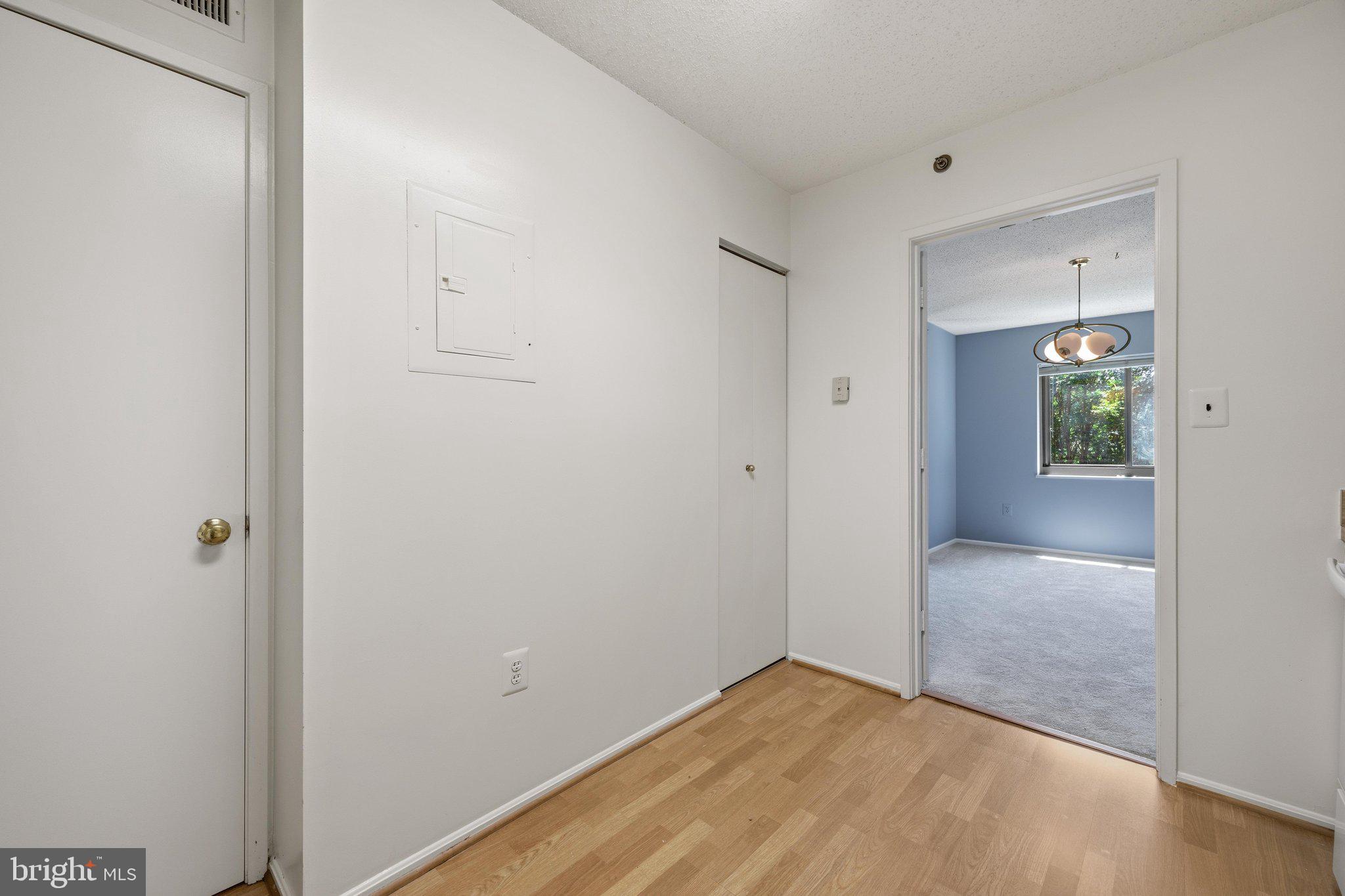 FAIRWAYS SOUTH - Residential