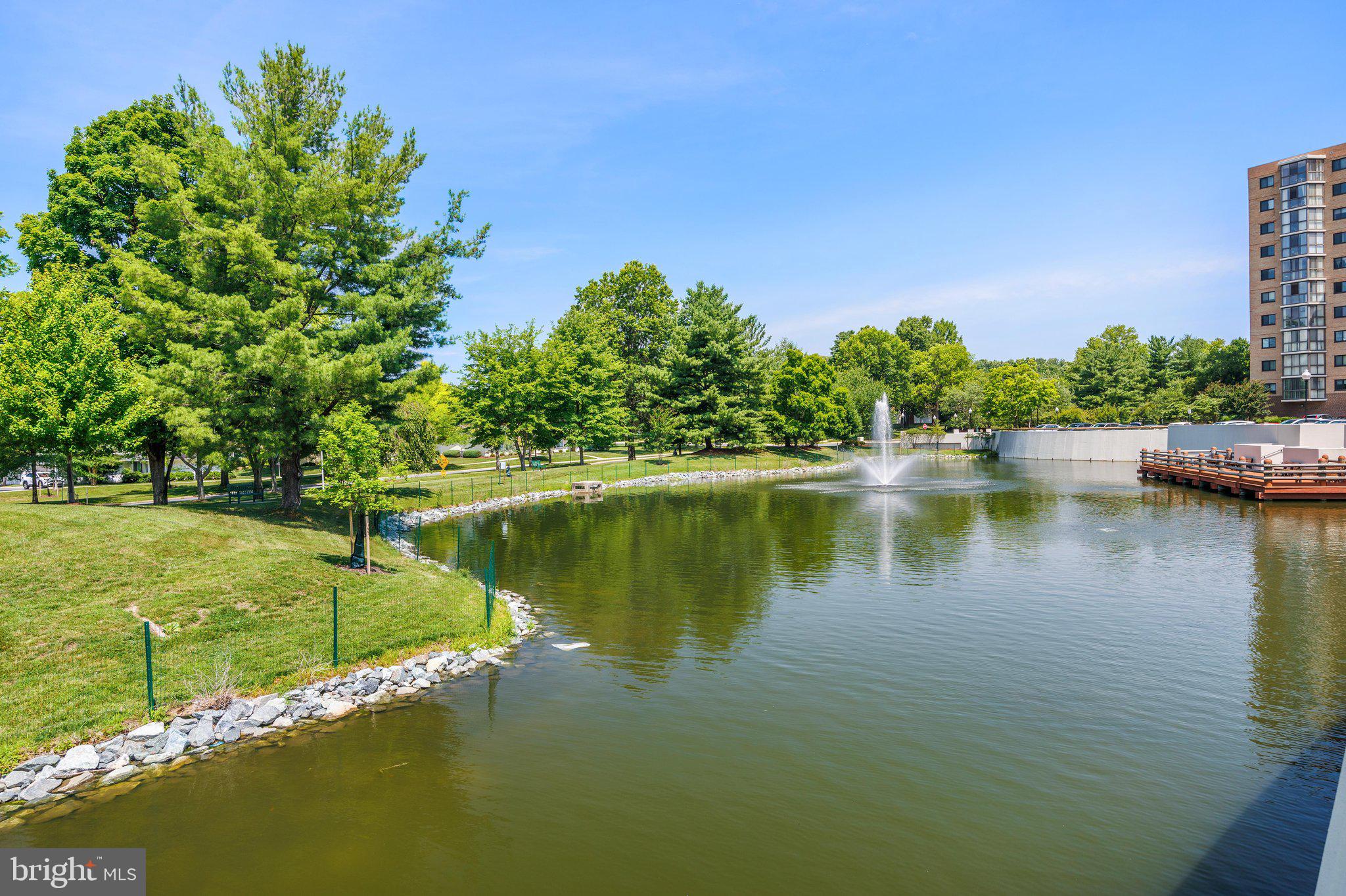 FAIRWAYS SOUTH - Residential
