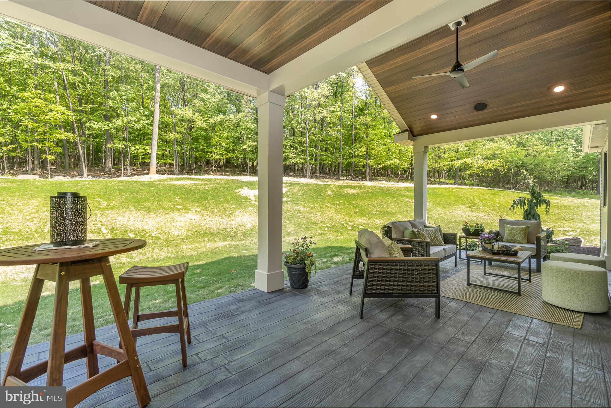 AUTUMN OAKS - Residential