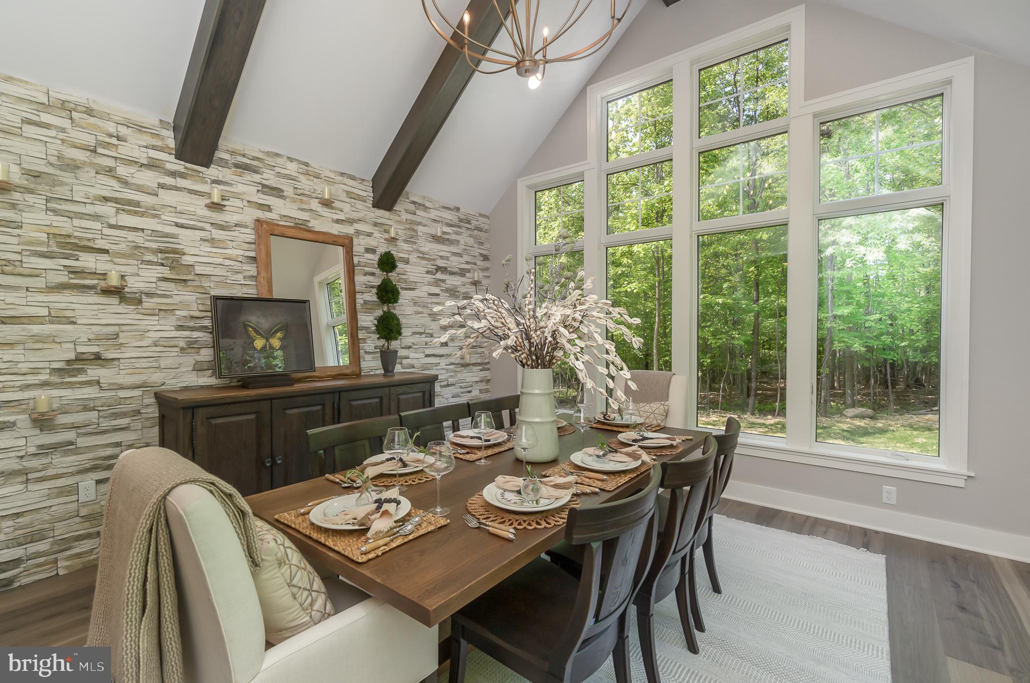 AUTUMN OAKS - Residential