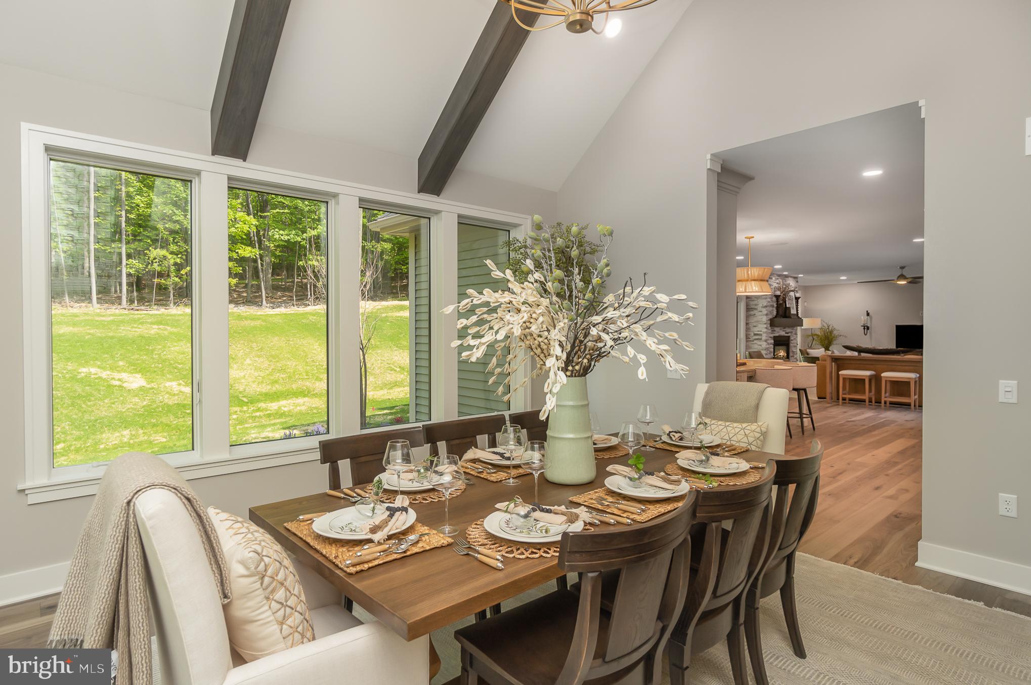AUTUMN OAKS - Residential