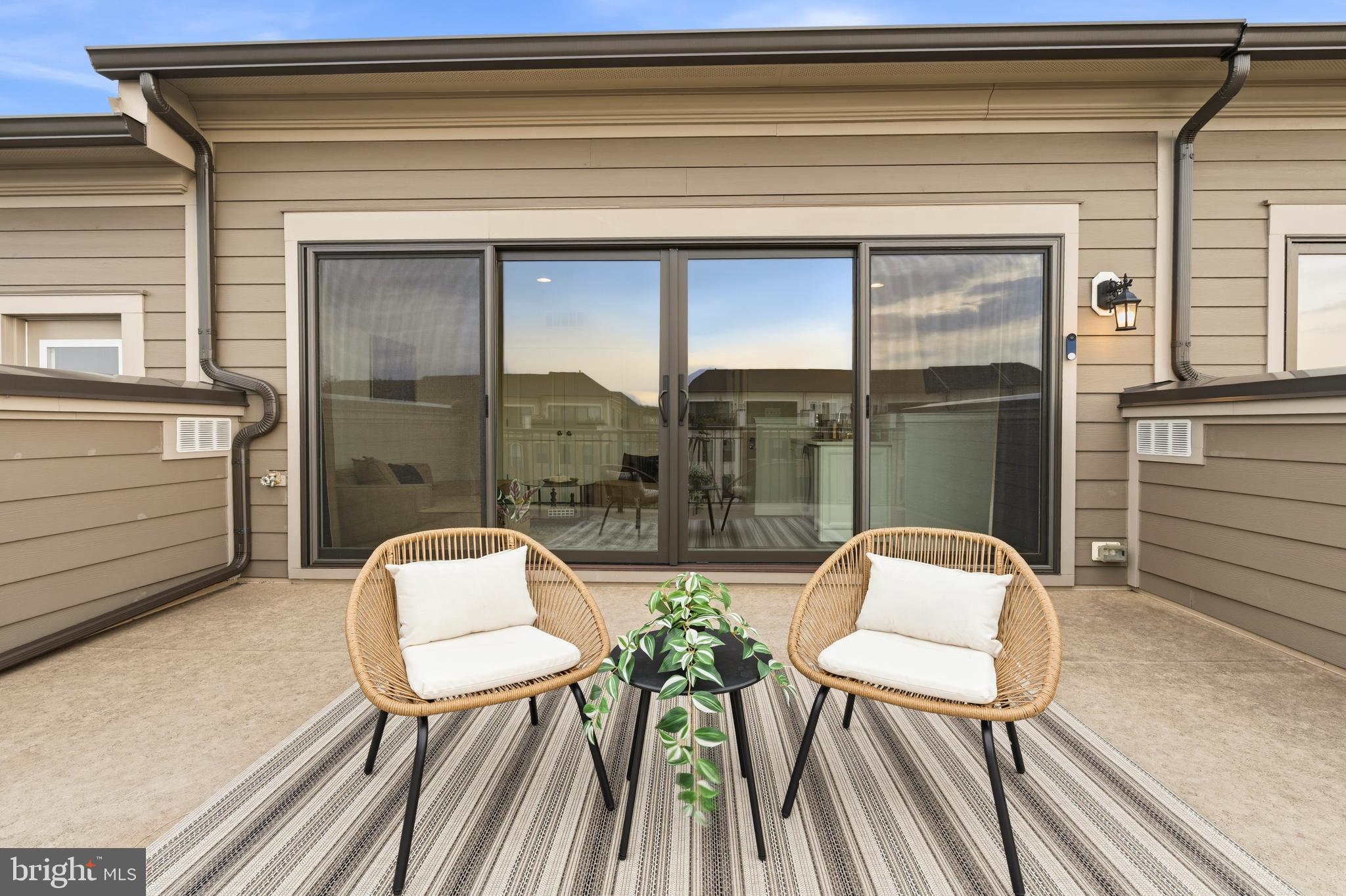 POTOMAC OVERLOOK CONDO - Residential