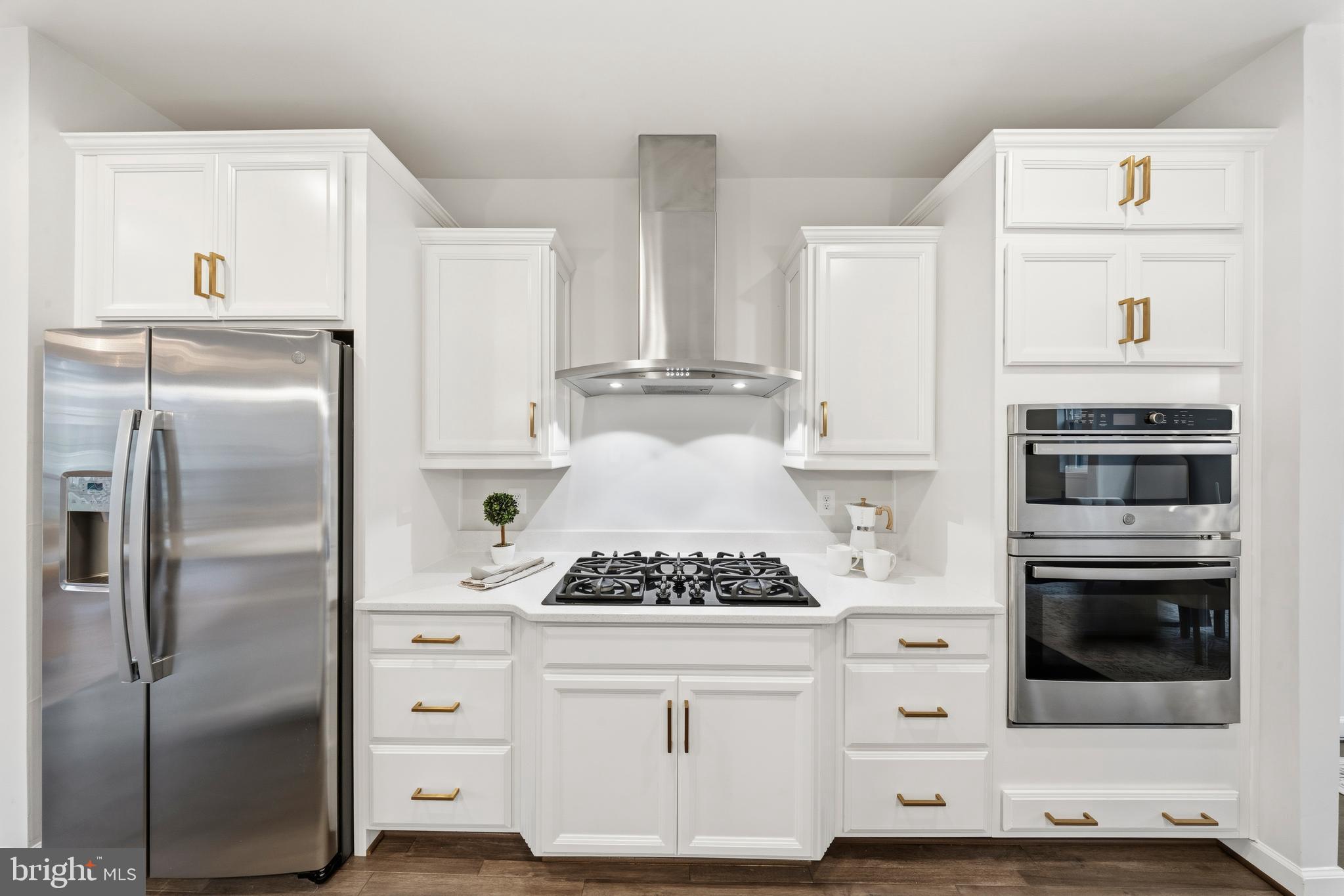 POTOMAC OVERLOOK CONDO - Residential