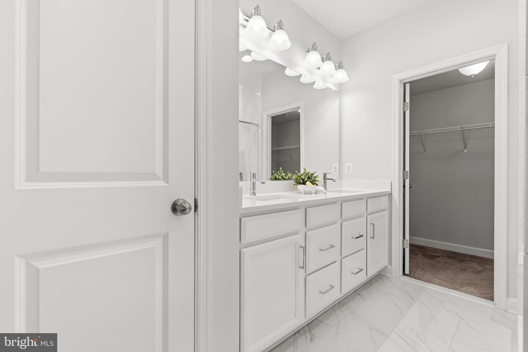 POTOMAC OVERLOOK CONDO - Residential