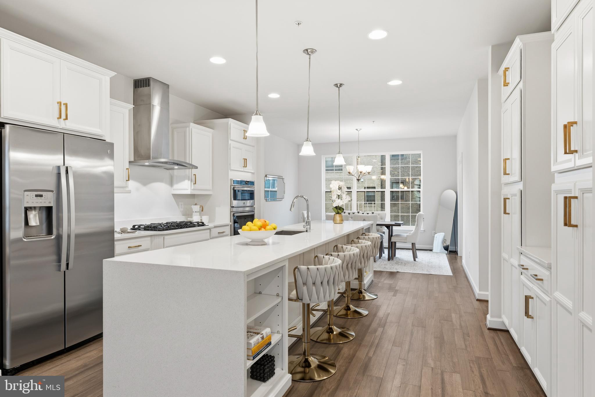 POTOMAC OVERLOOK CONDO - Residential