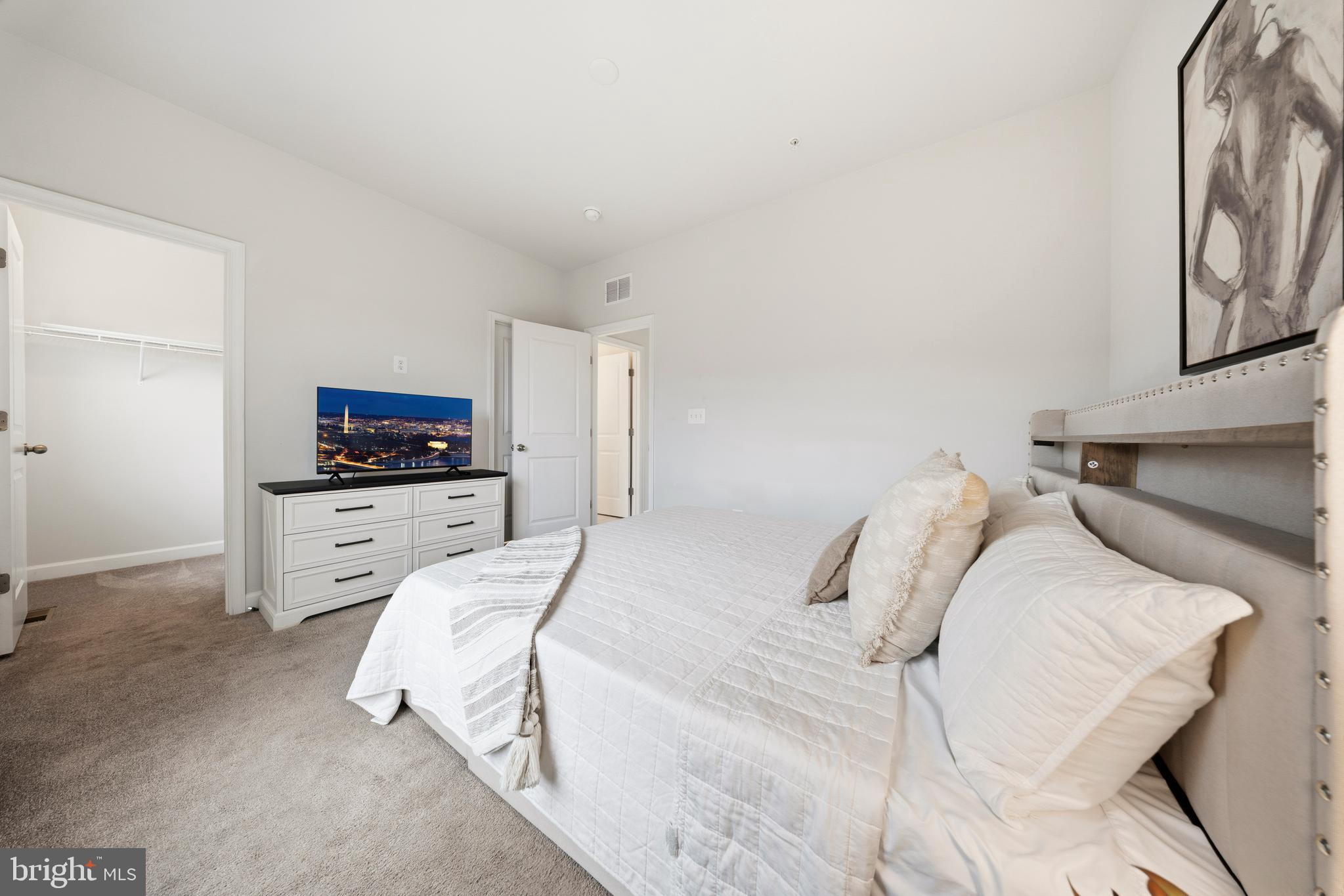 POTOMAC OVERLOOK CONDO - Residential
