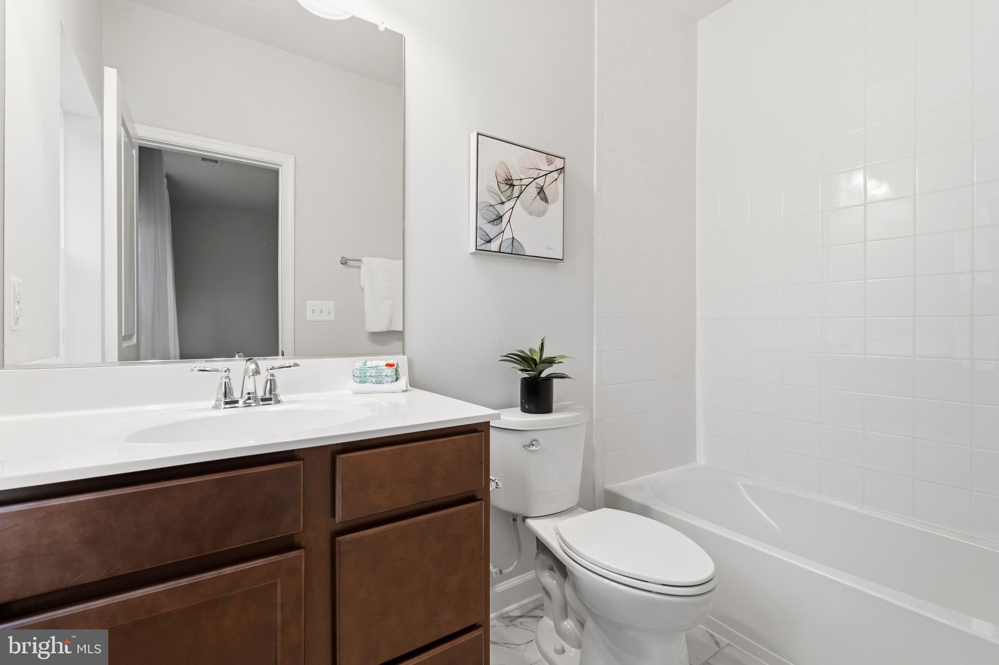 POTOMAC OVERLOOK CONDO - Residential