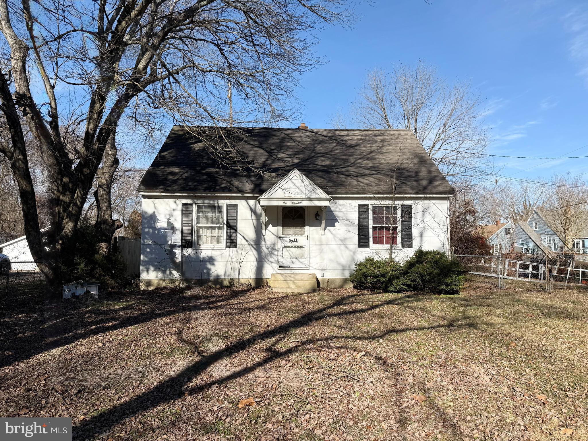 LAKEWOOD - Residential