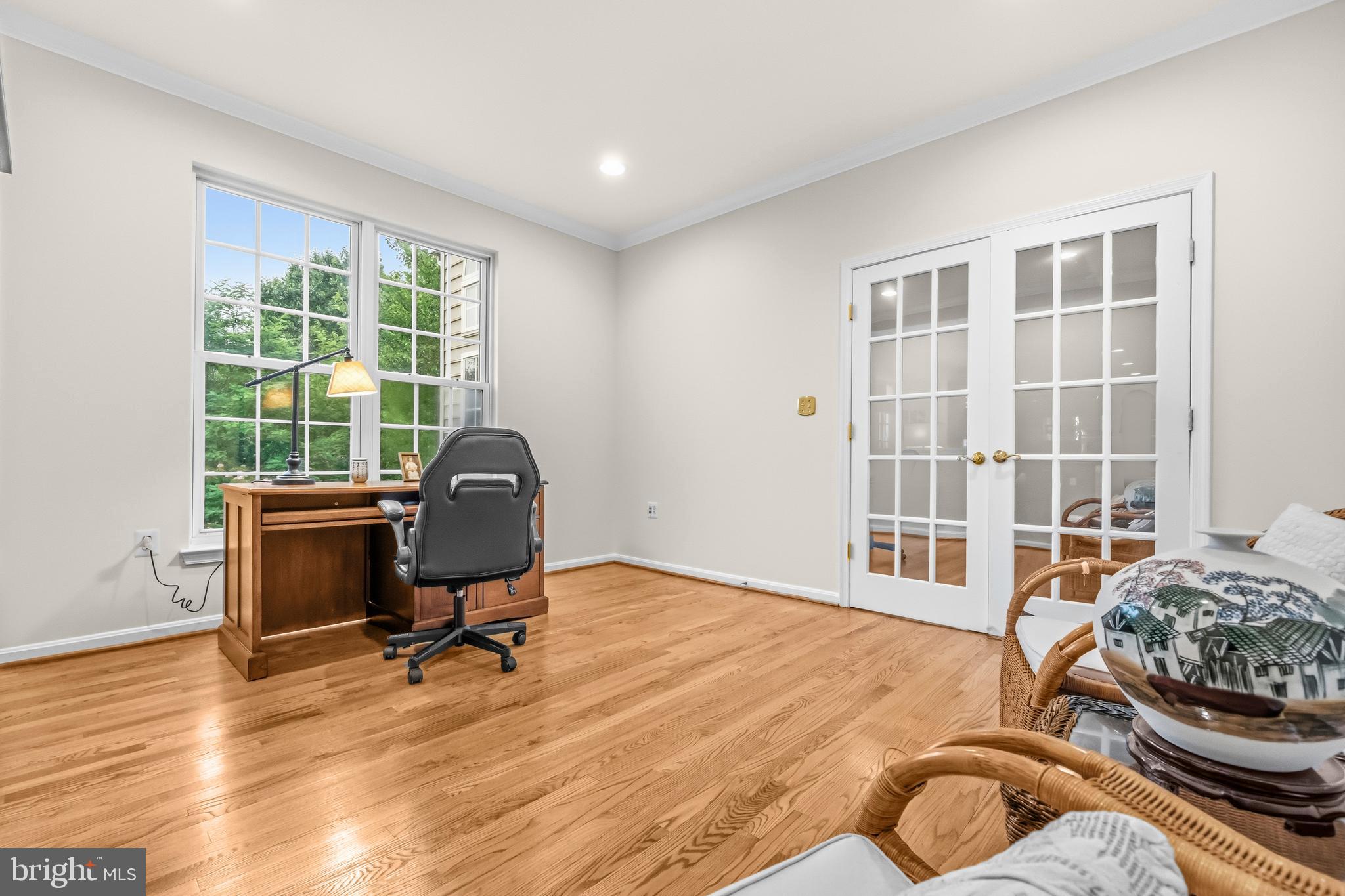 RIVER OAKS - Residential