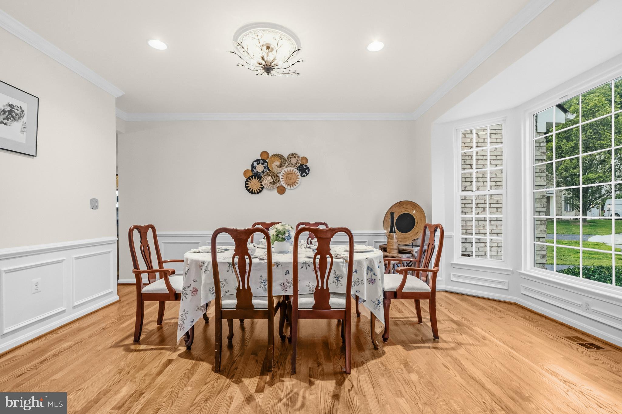 RIVER OAKS - Residential