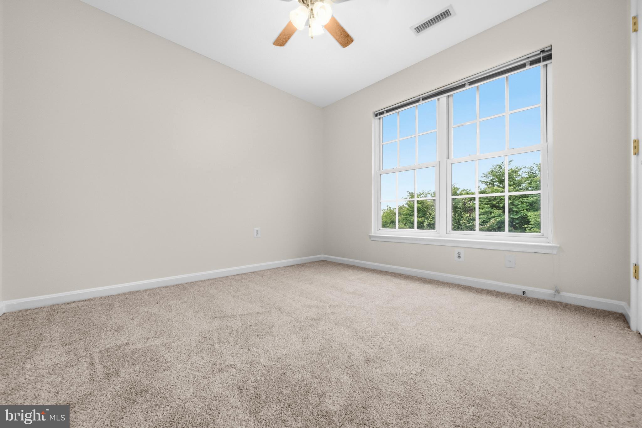 RIVER OAKS - Residential