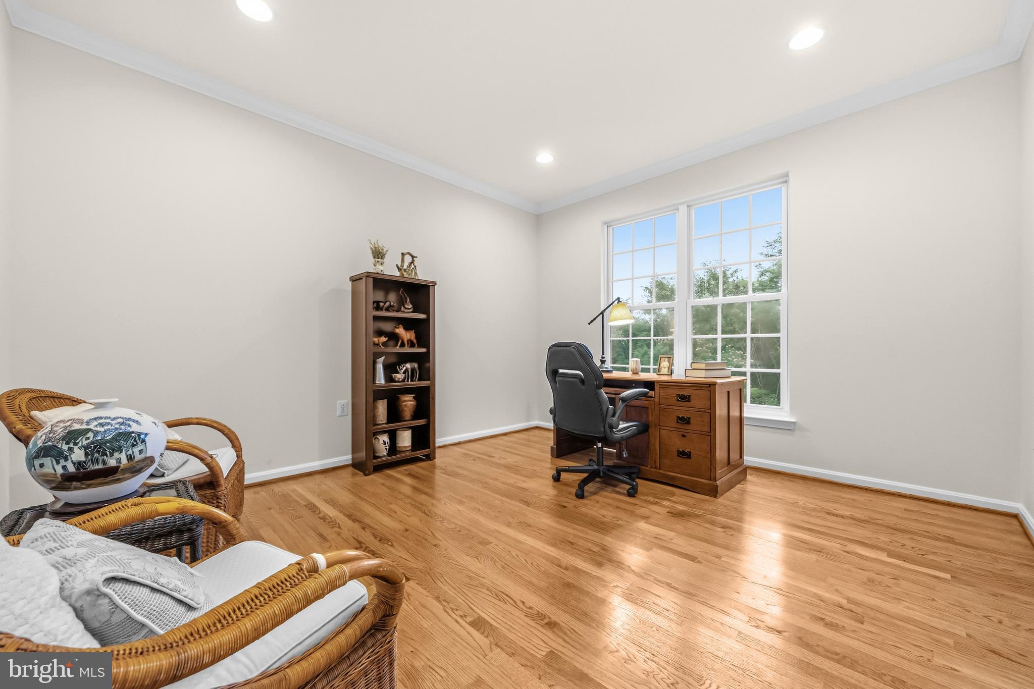 RIVER OAKS - Residential