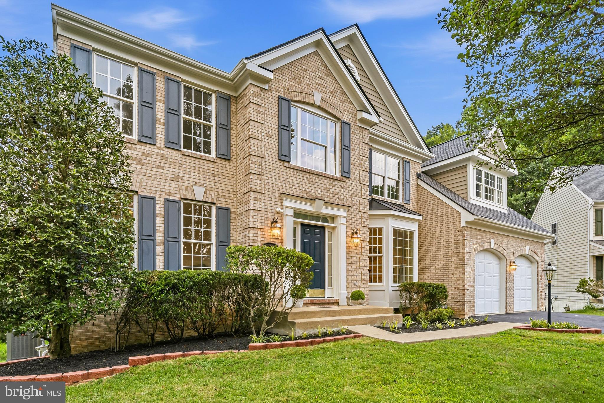 RIVER OAKS - Residential