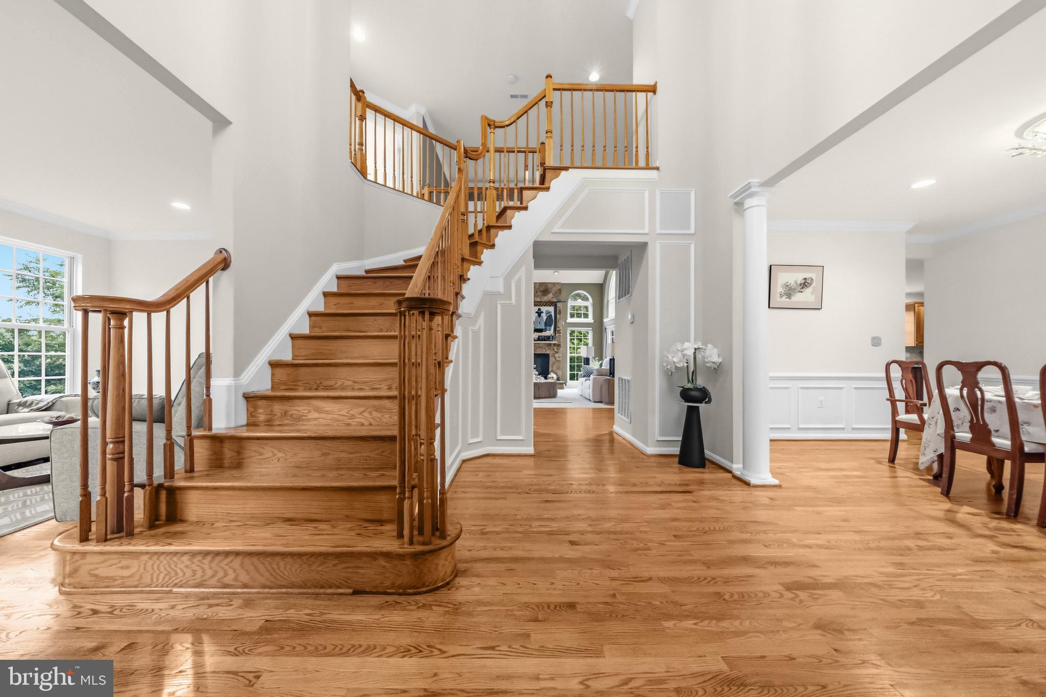 RIVER OAKS - Residential