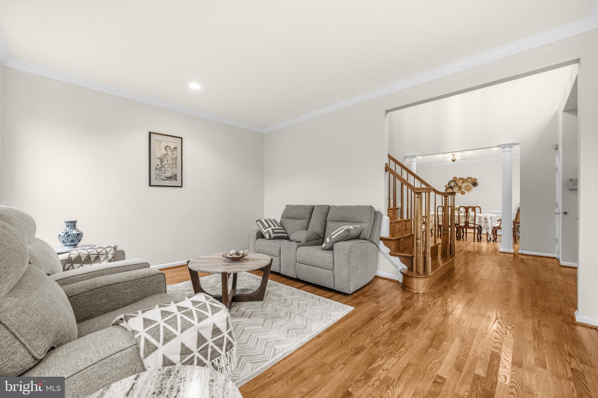 RIVER OAKS - Residential