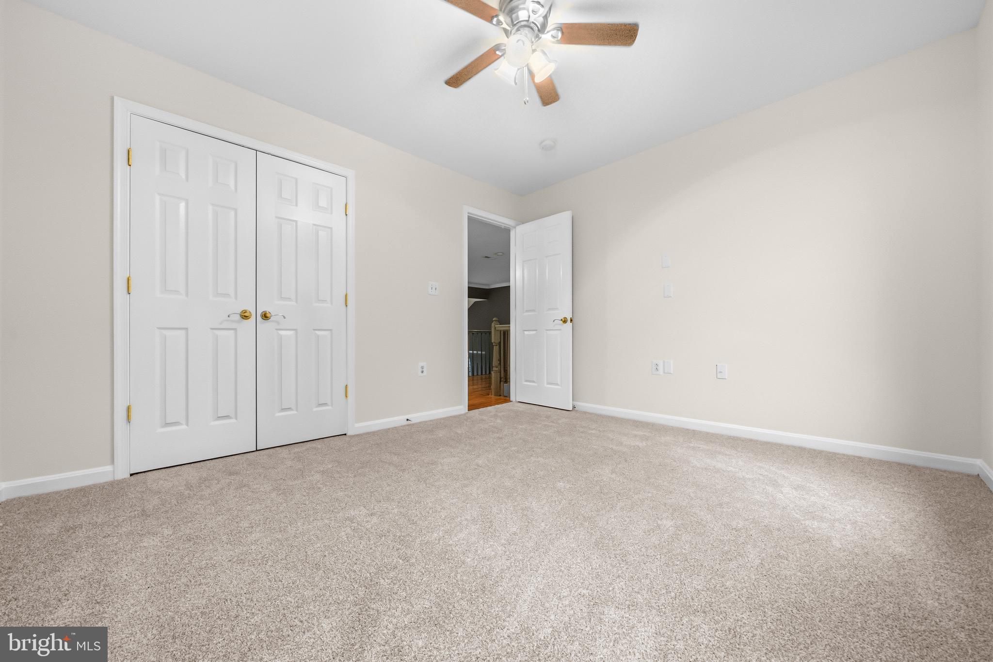 RIVER OAKS - Residential