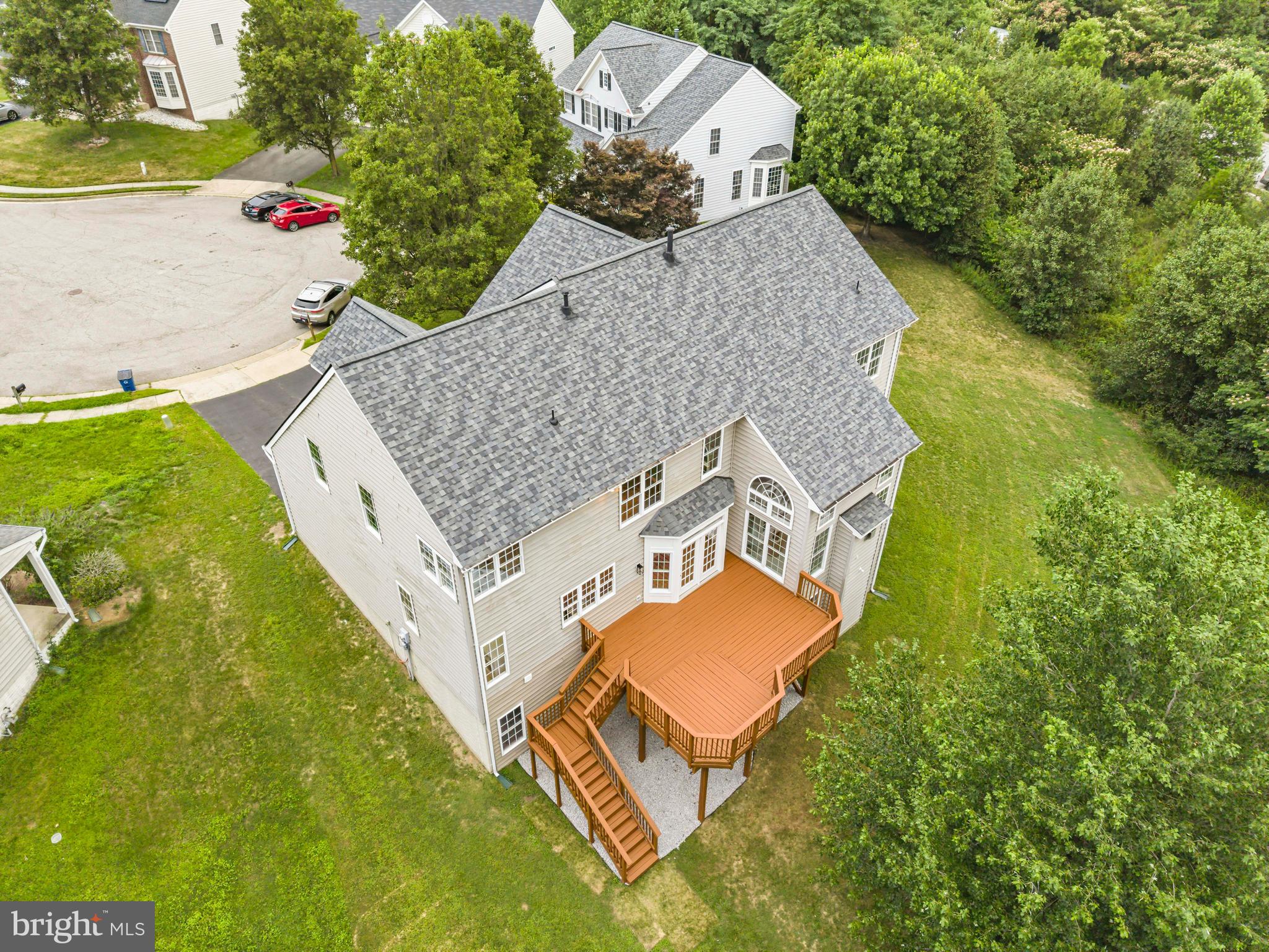 RIVER OAKS - Residential