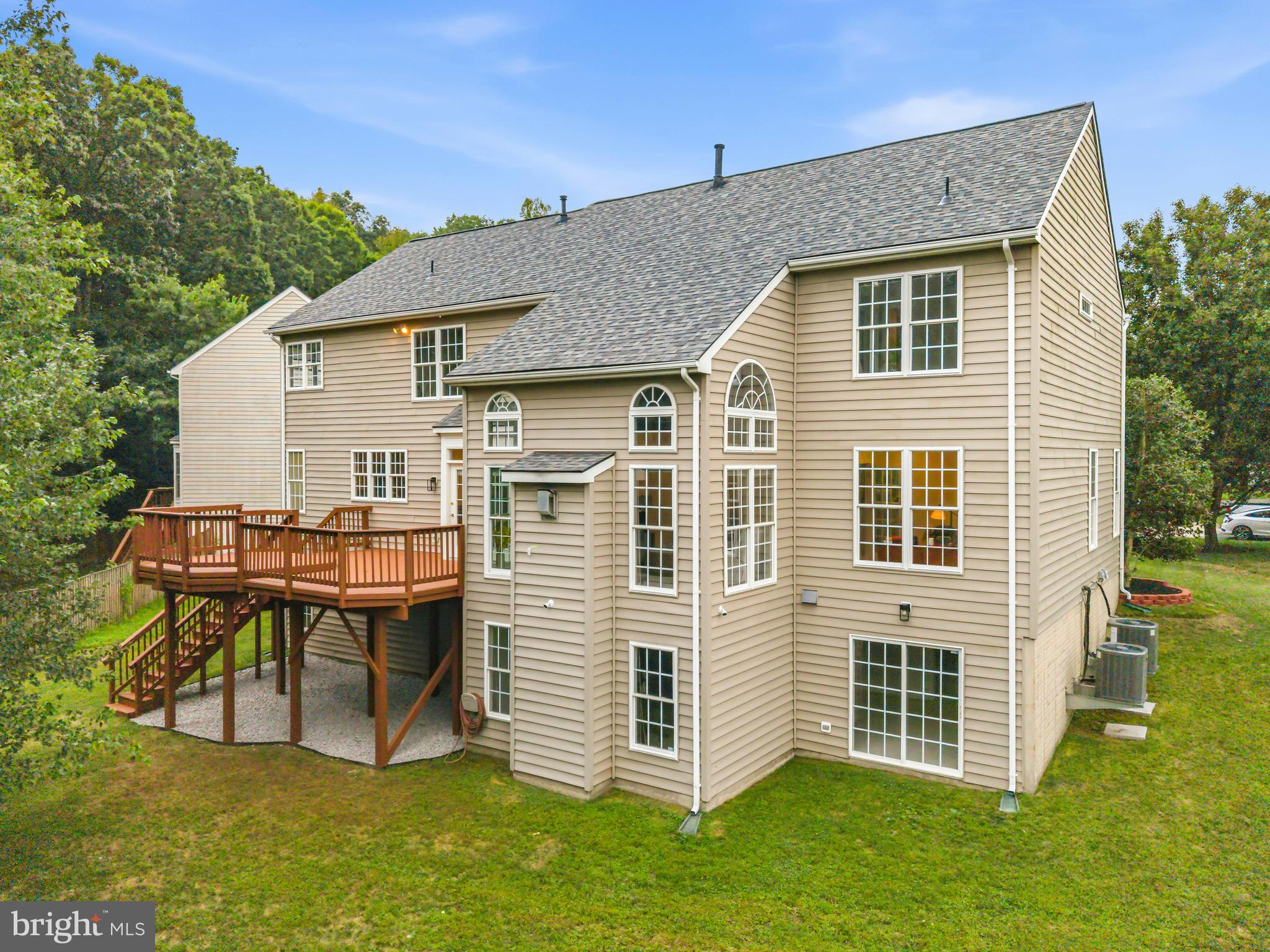 RIVER OAKS - Residential