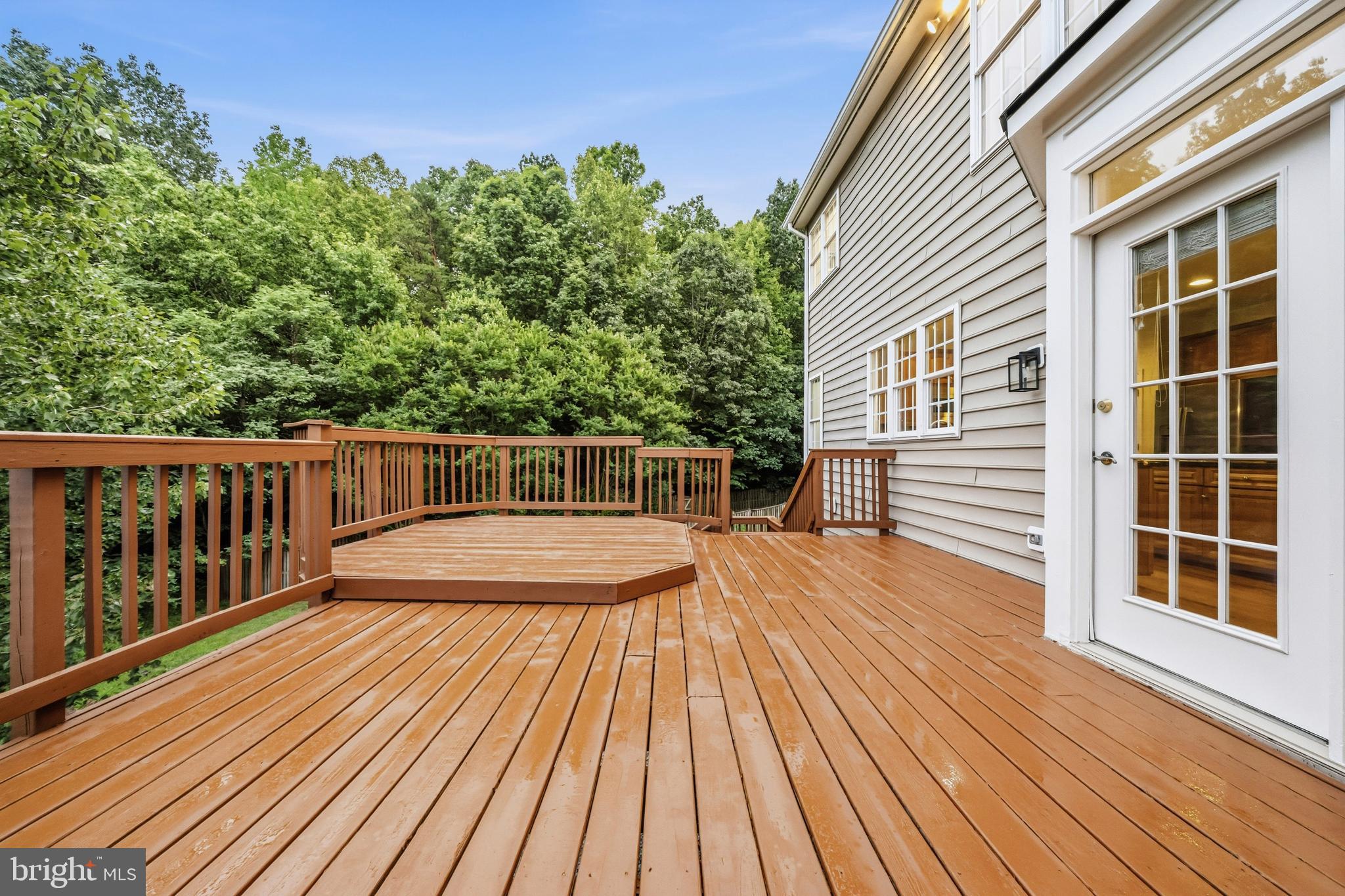RIVER OAKS - Residential