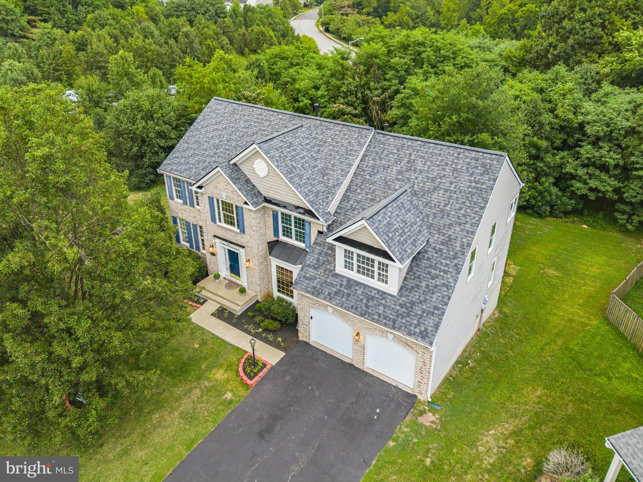 RIVER OAKS - Residential
