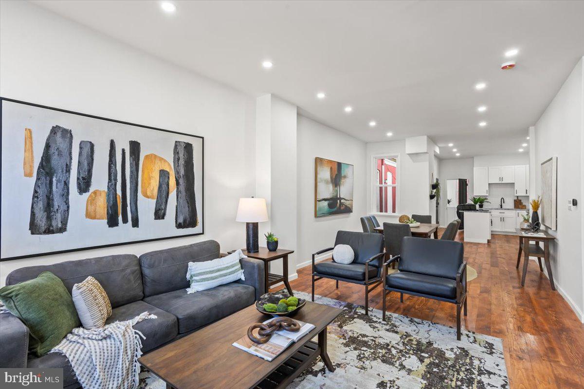 CABBAGE HILL - Residential
