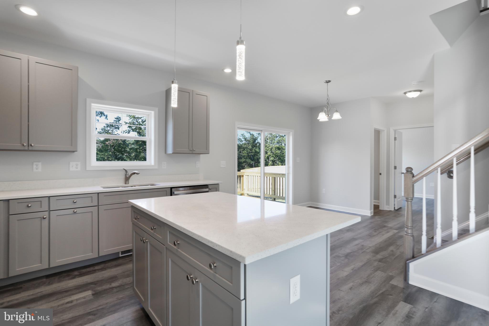 CAREFREE ACRES - Residential