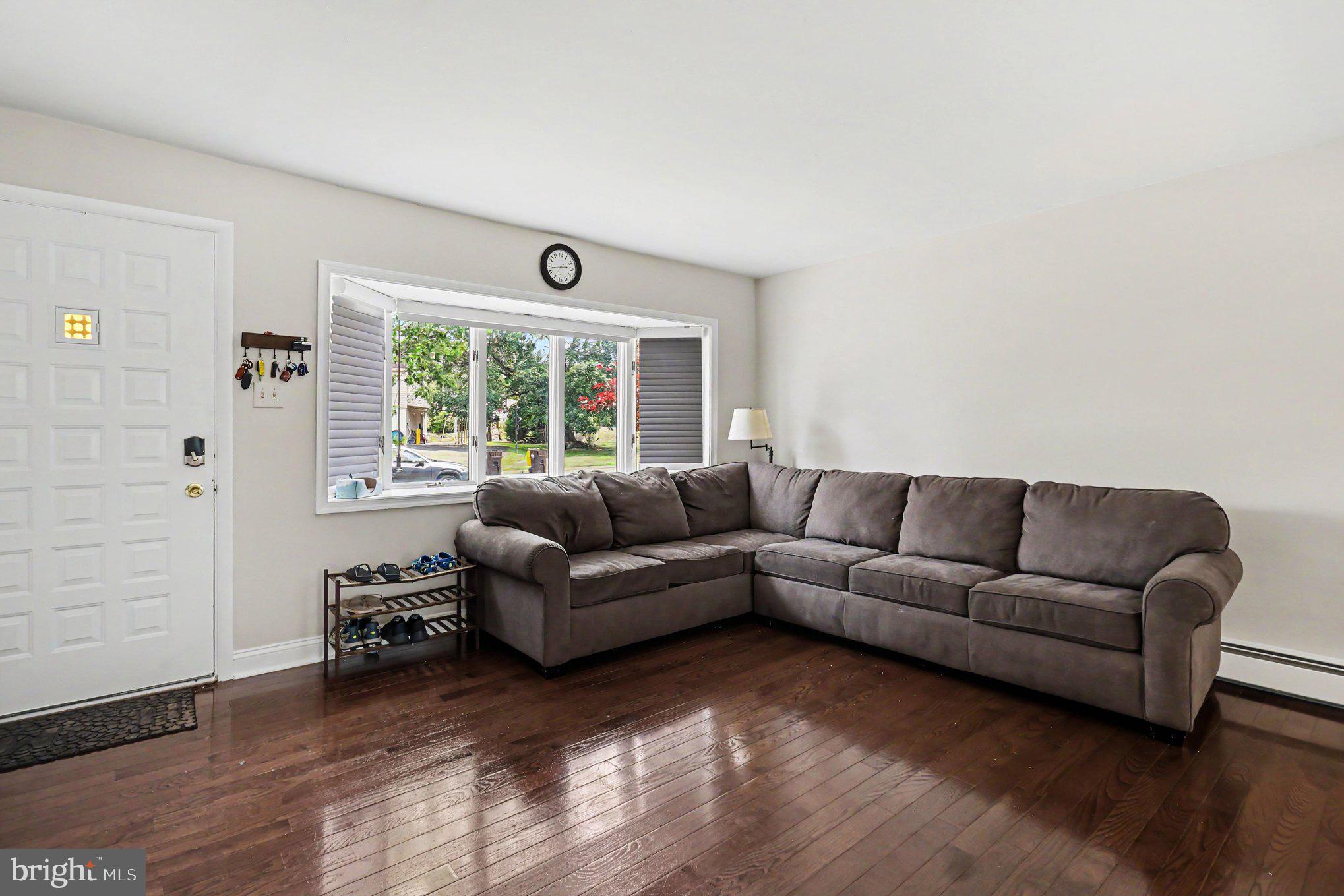 LANSDALE - Residential