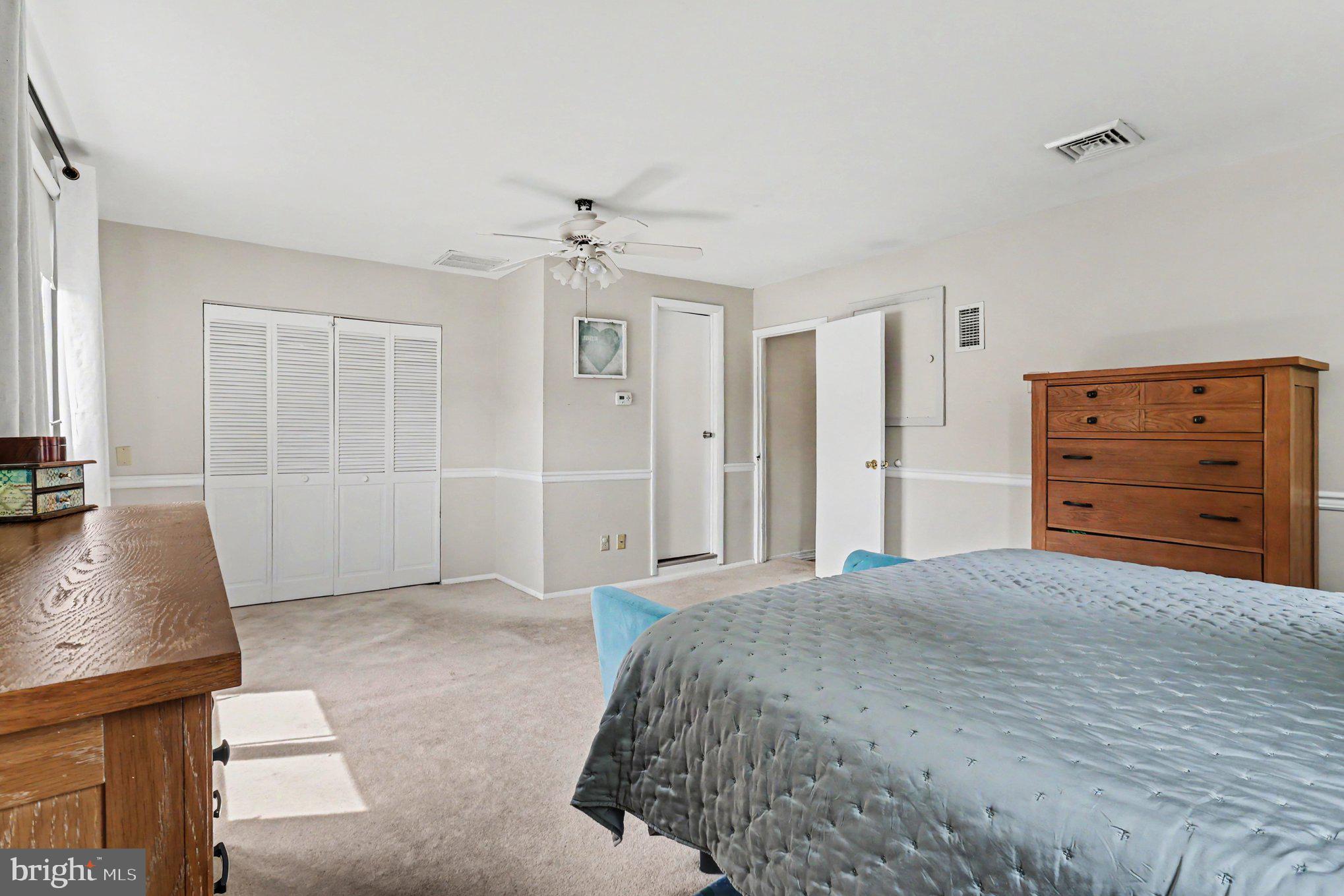 LANSDALE - Residential