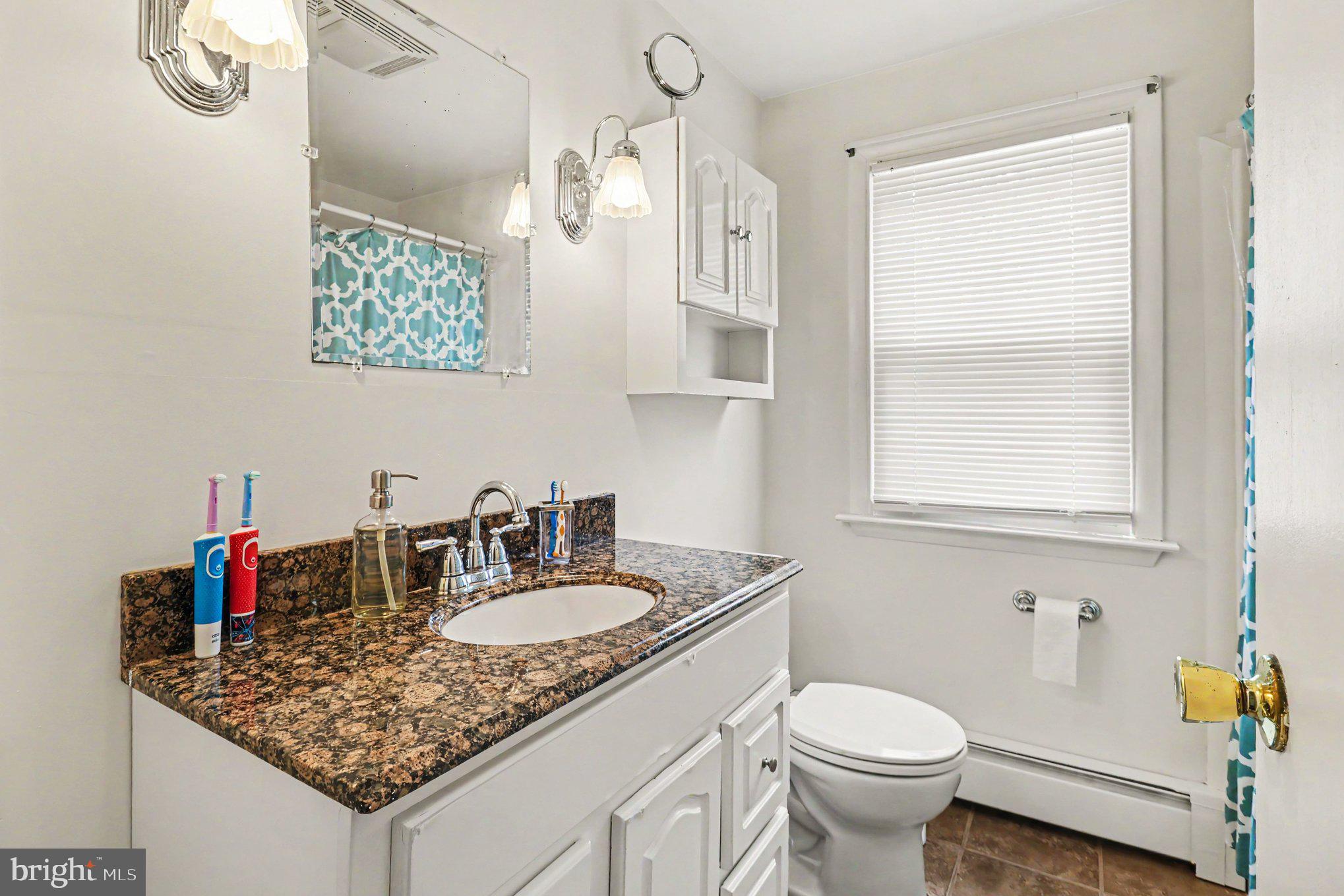 LANSDALE - Residential