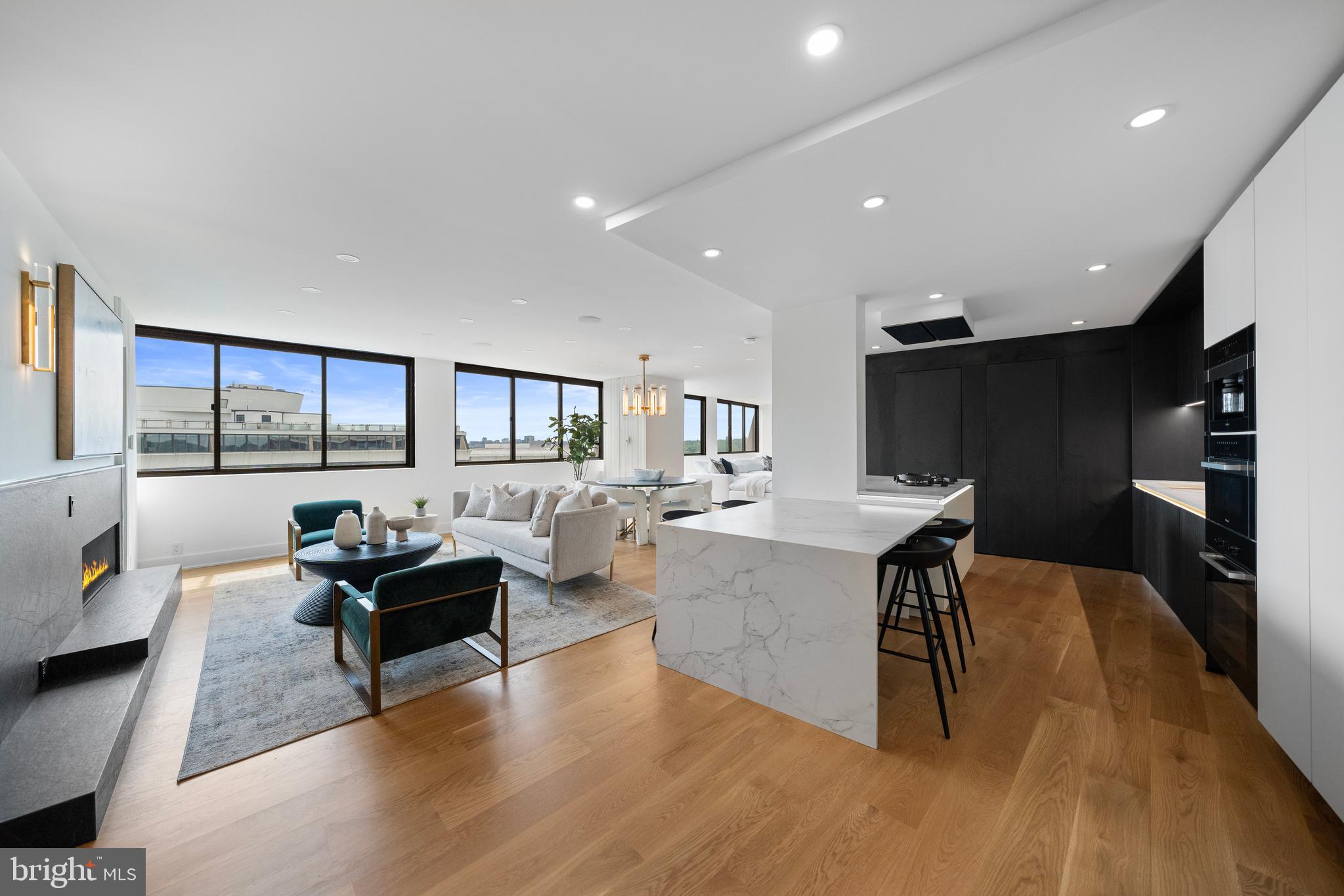 FOGGY BOTTOM - Residential