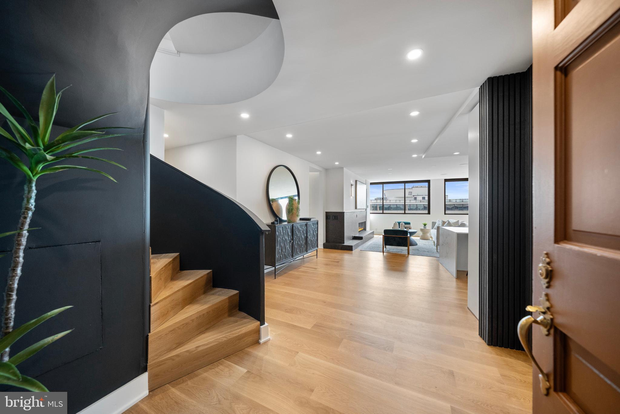 FOGGY BOTTOM - Residential