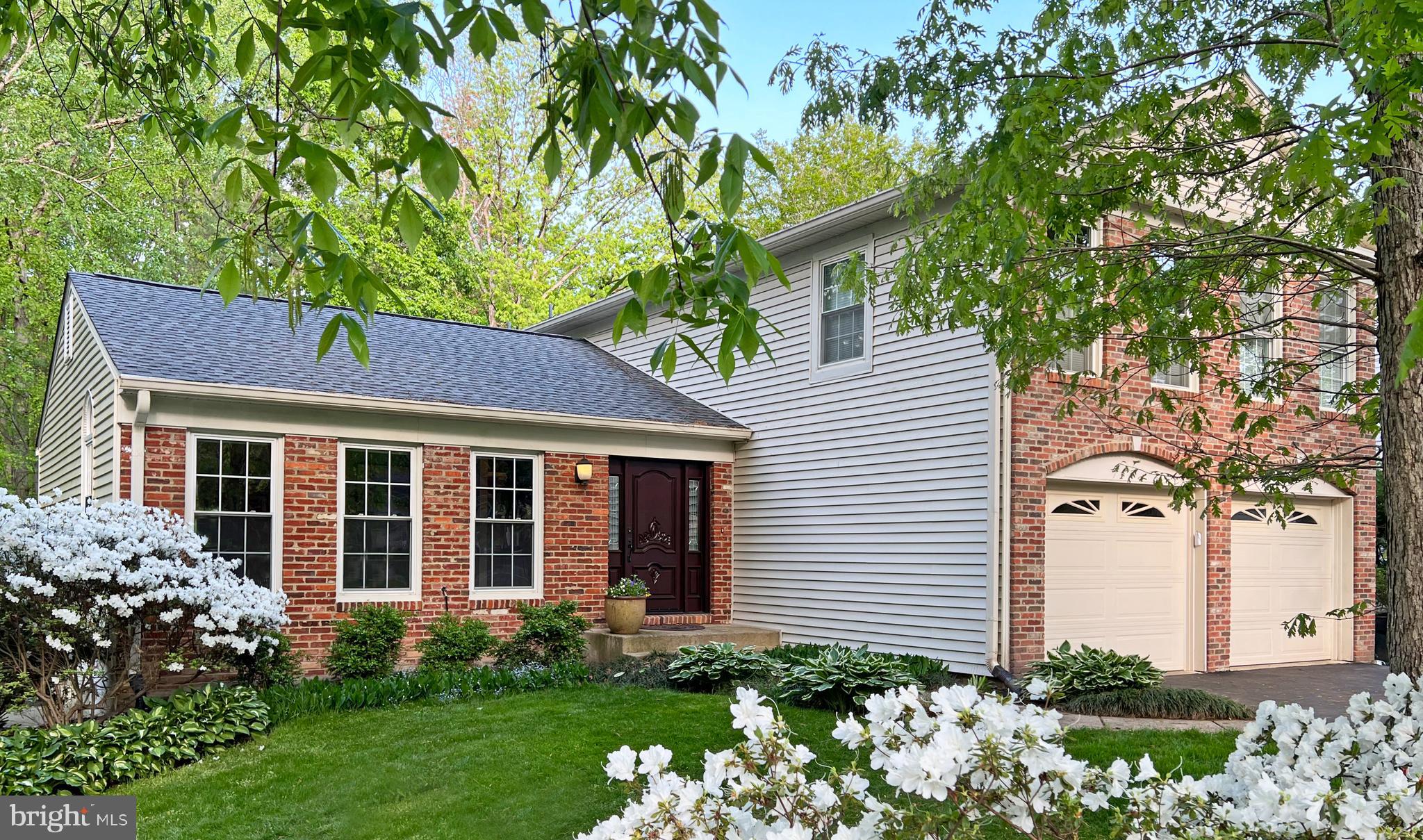 LAKEWOOD HILLS - Residential