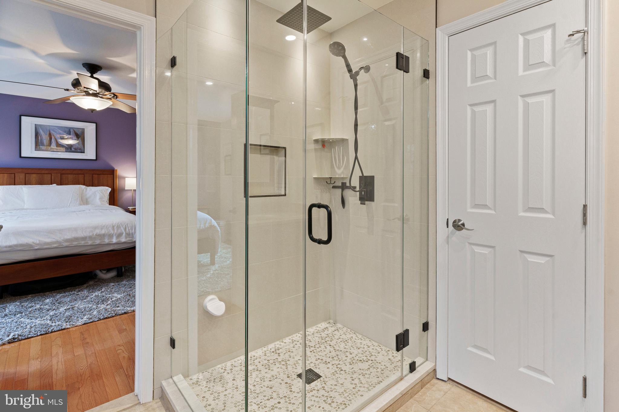 LAKEWOOD HILLS - Residential