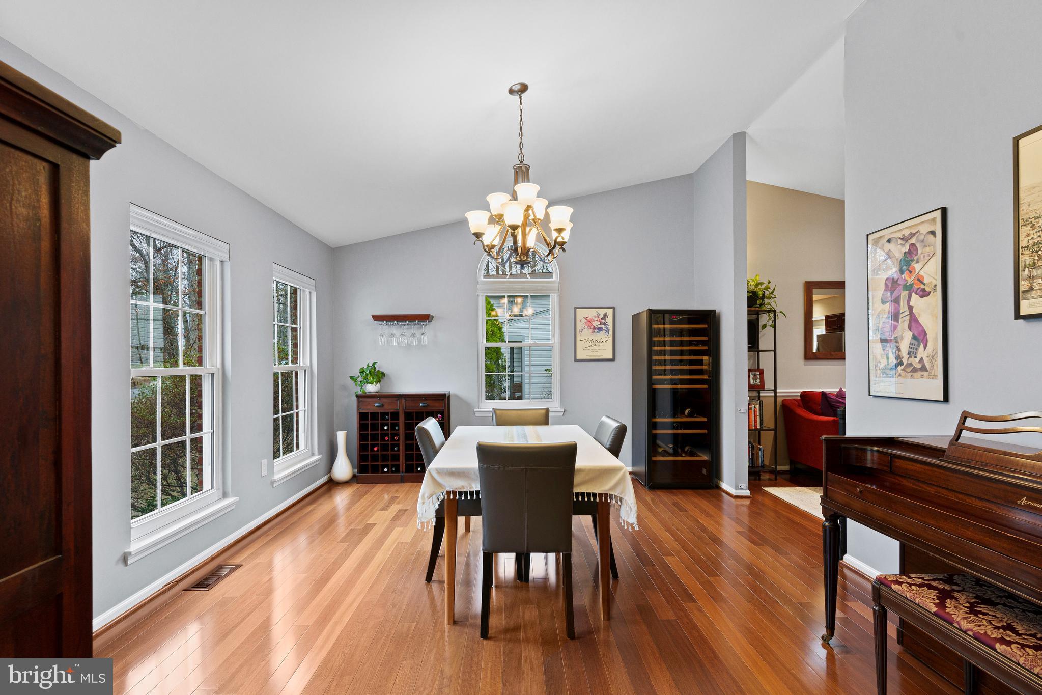 LAKEWOOD HILLS - Residential