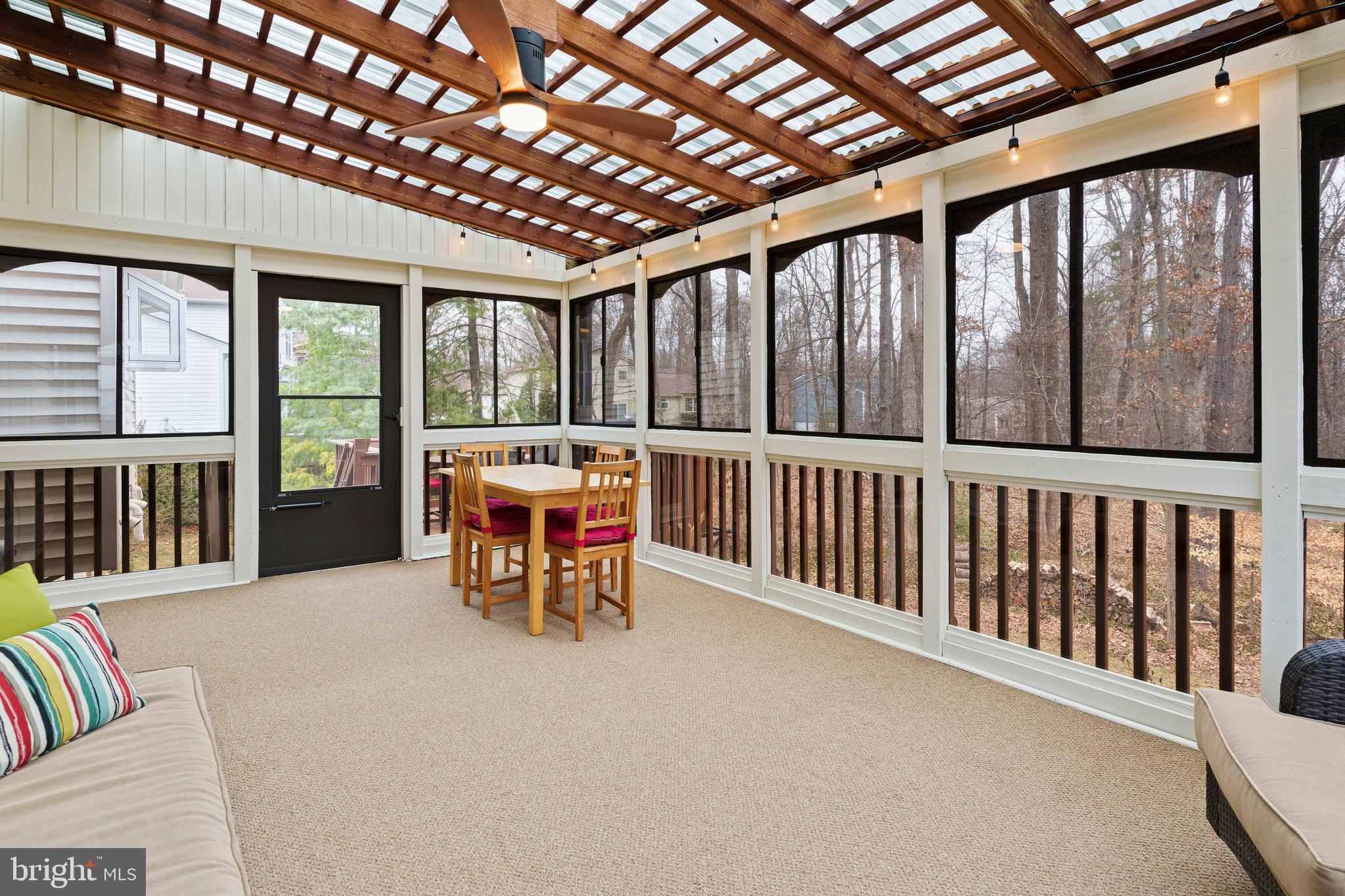 LAKEWOOD HILLS - Residential
