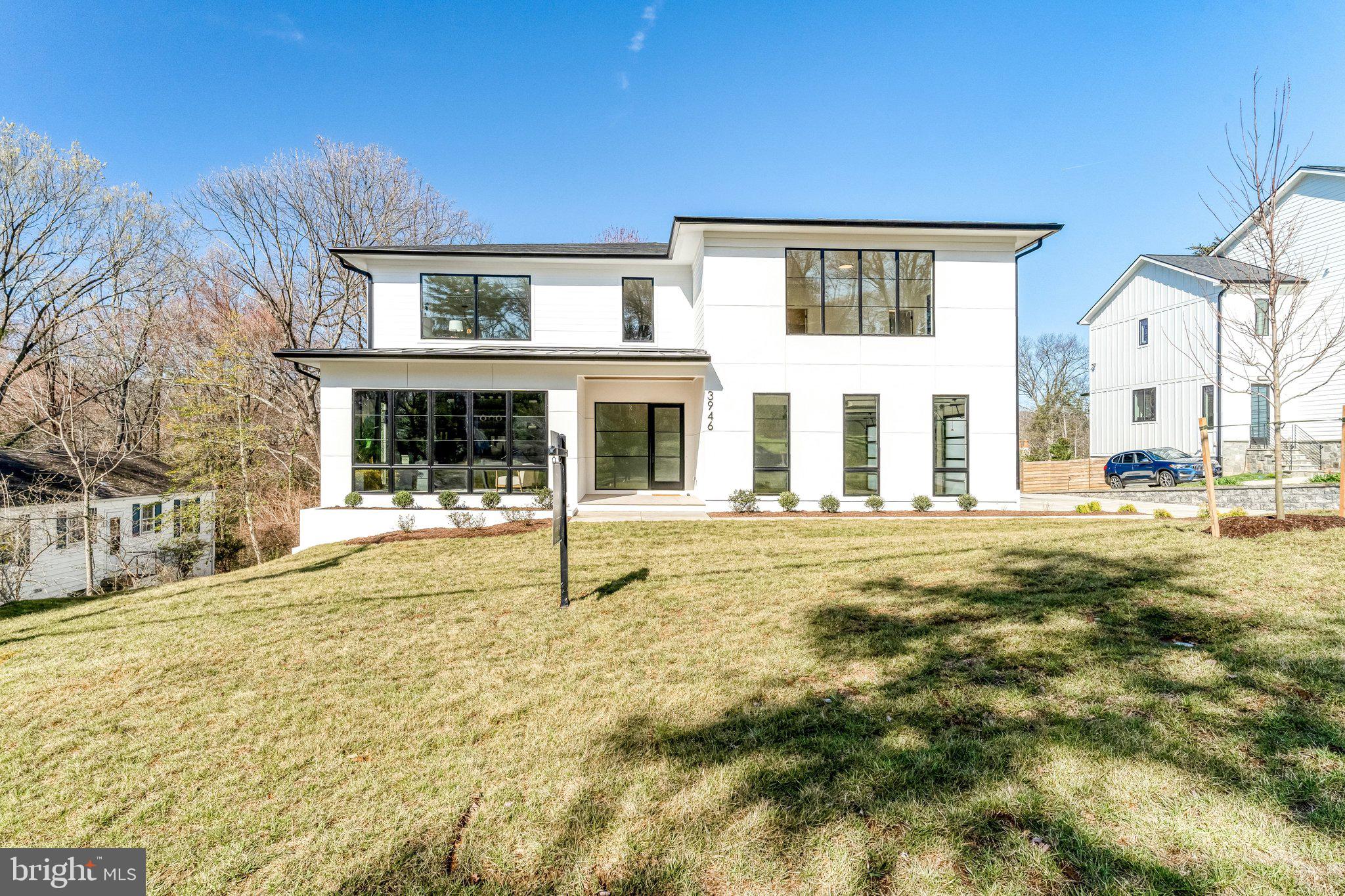 COUNTRY ACRES - Residential