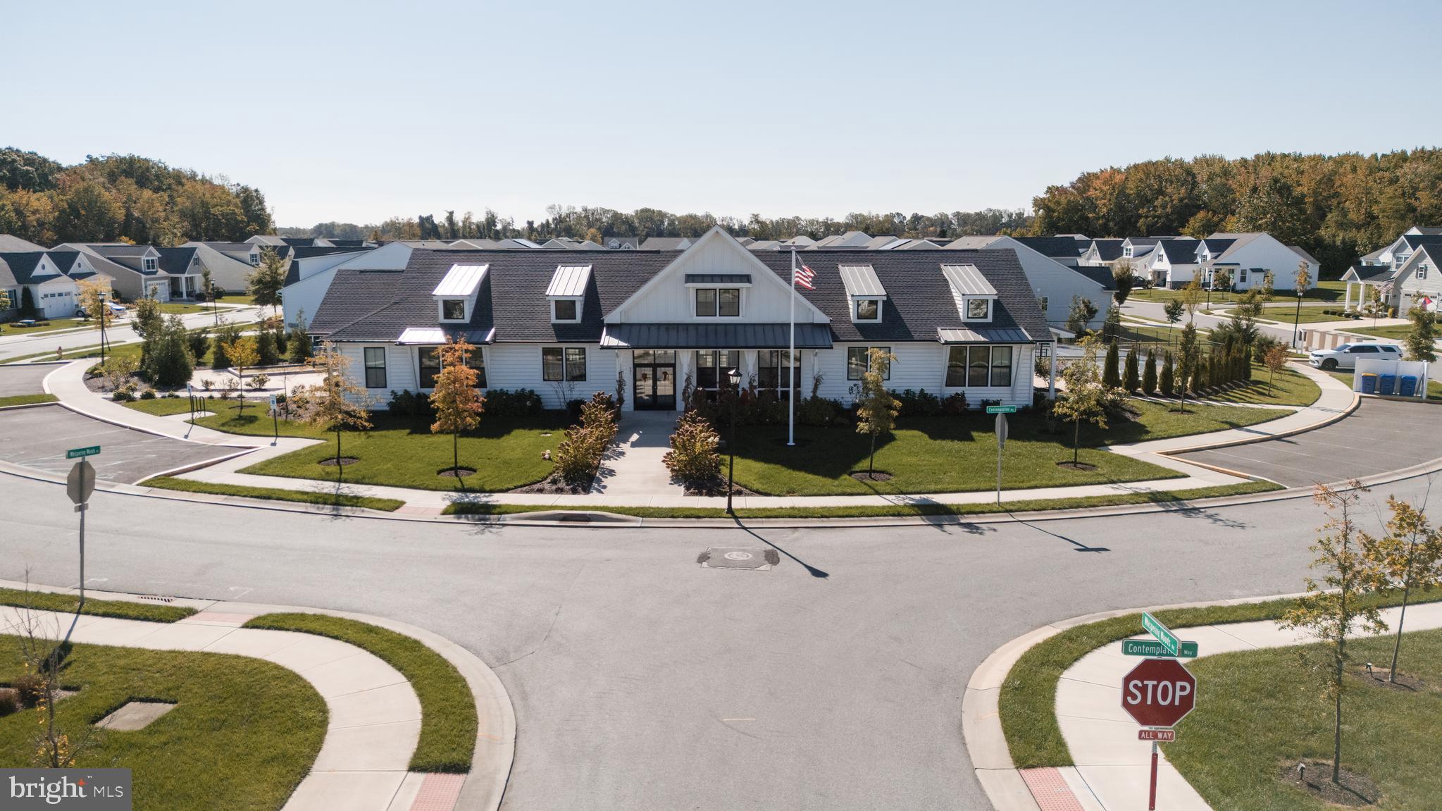 WHISPERING WOODS - Residential