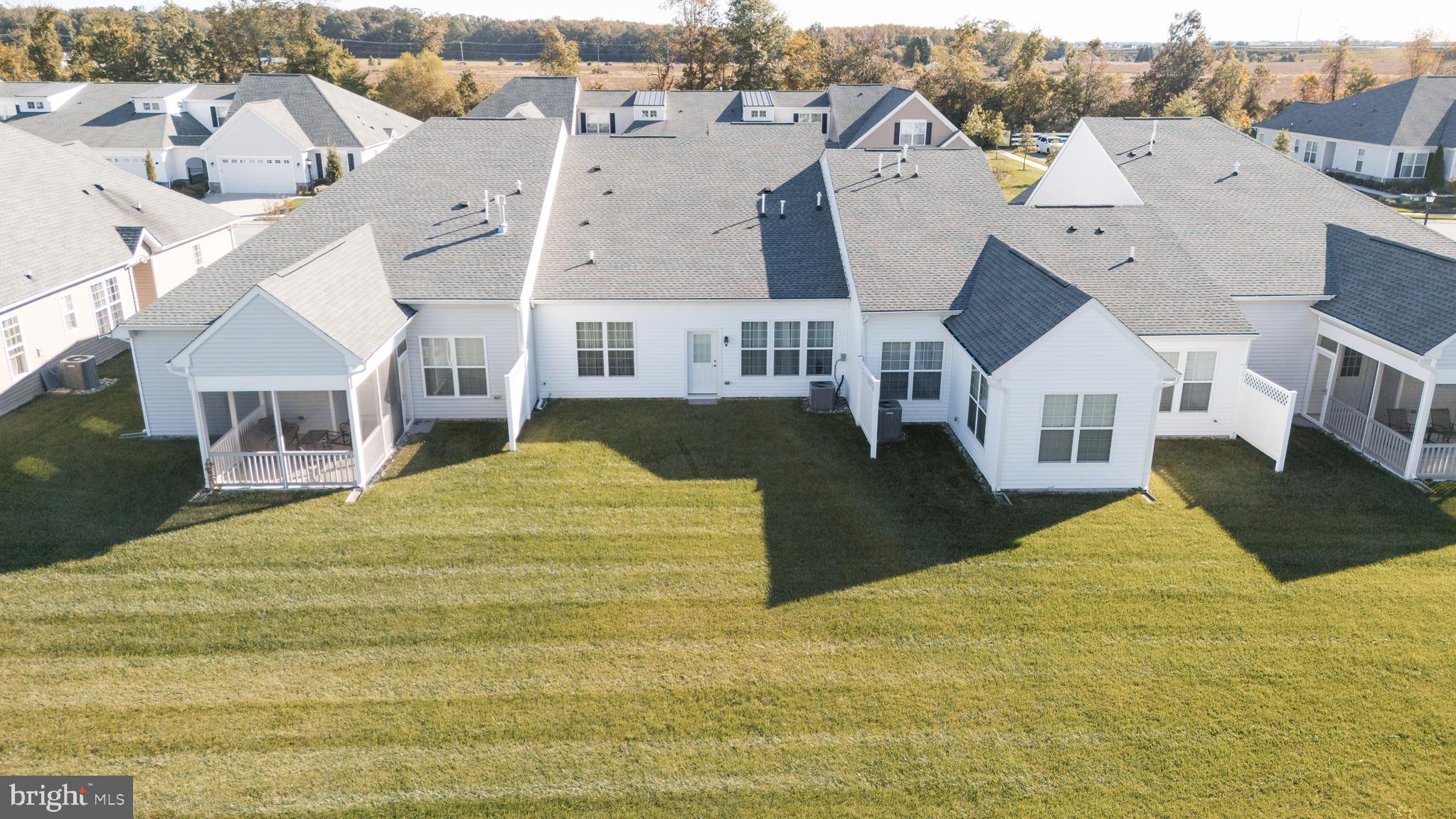WHISPERING WOODS - Residential