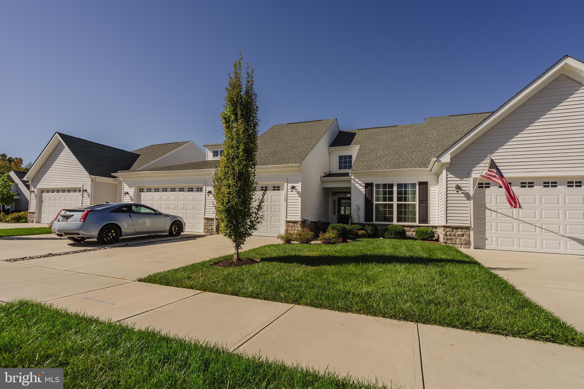 WHISPERING WOODS - Residential
