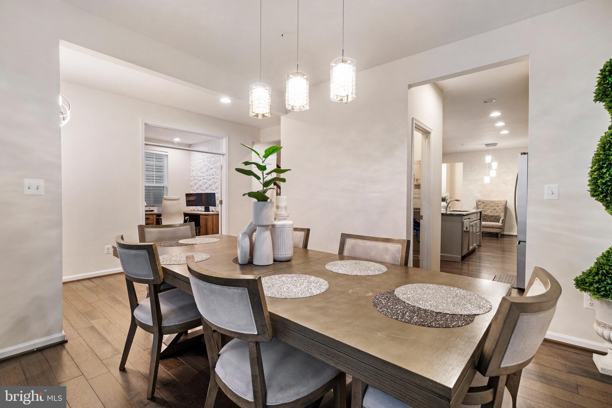 TALLYN RIDGE - Residential
