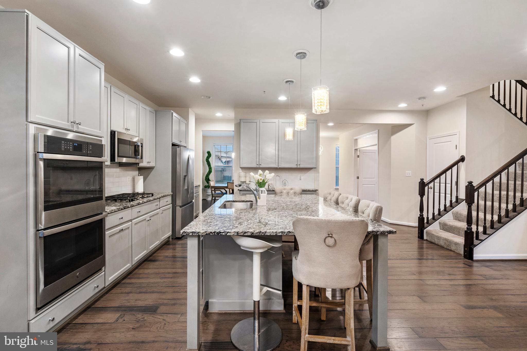 TALLYN RIDGE - Residential